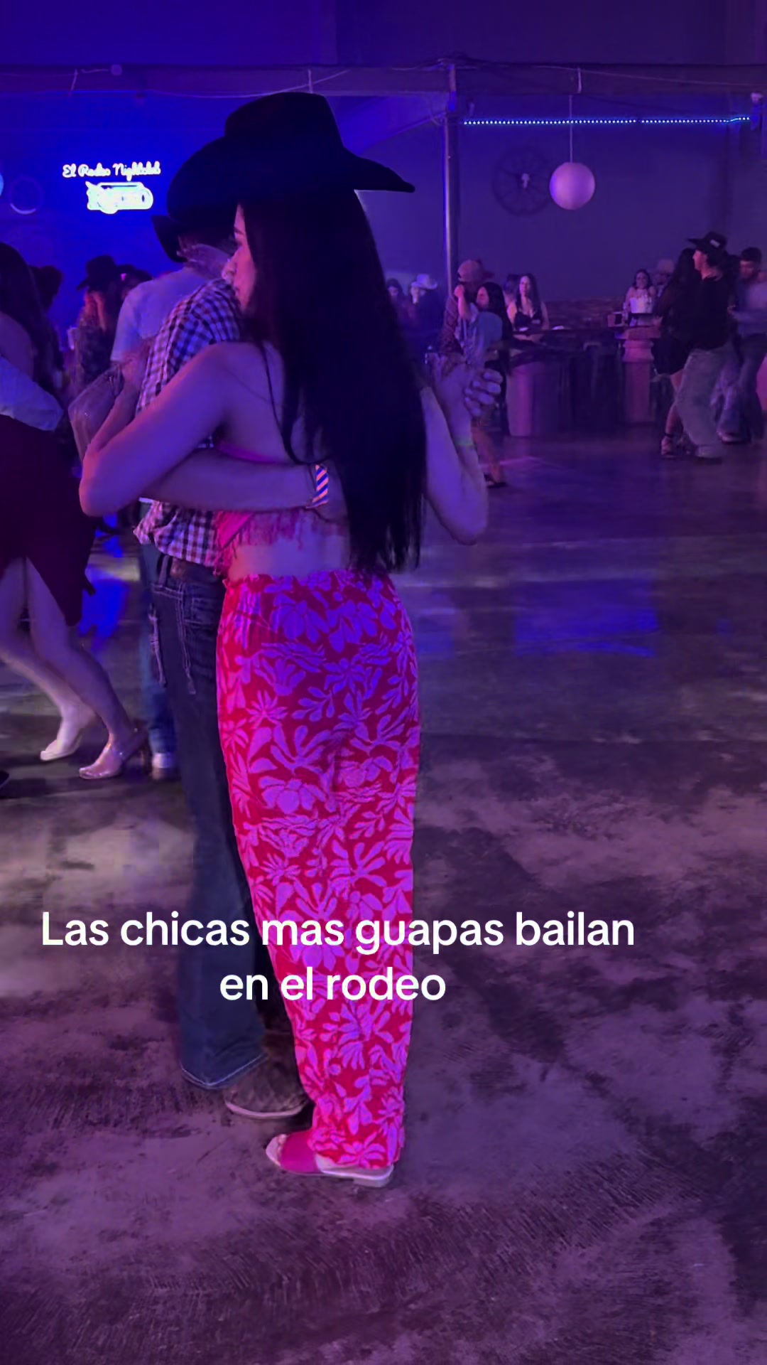 @Ramón Cortes