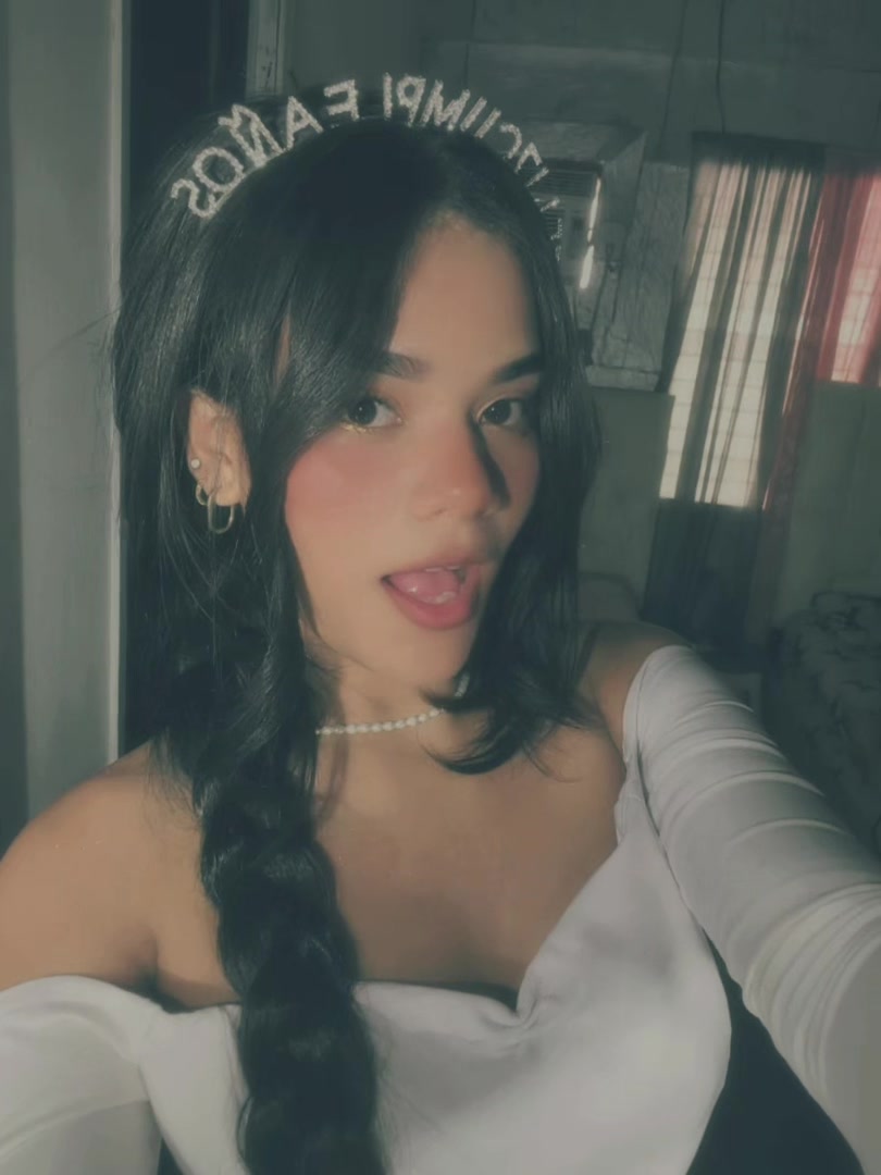 @🦋