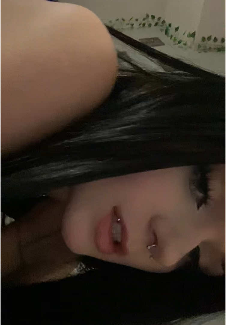 @༒︎