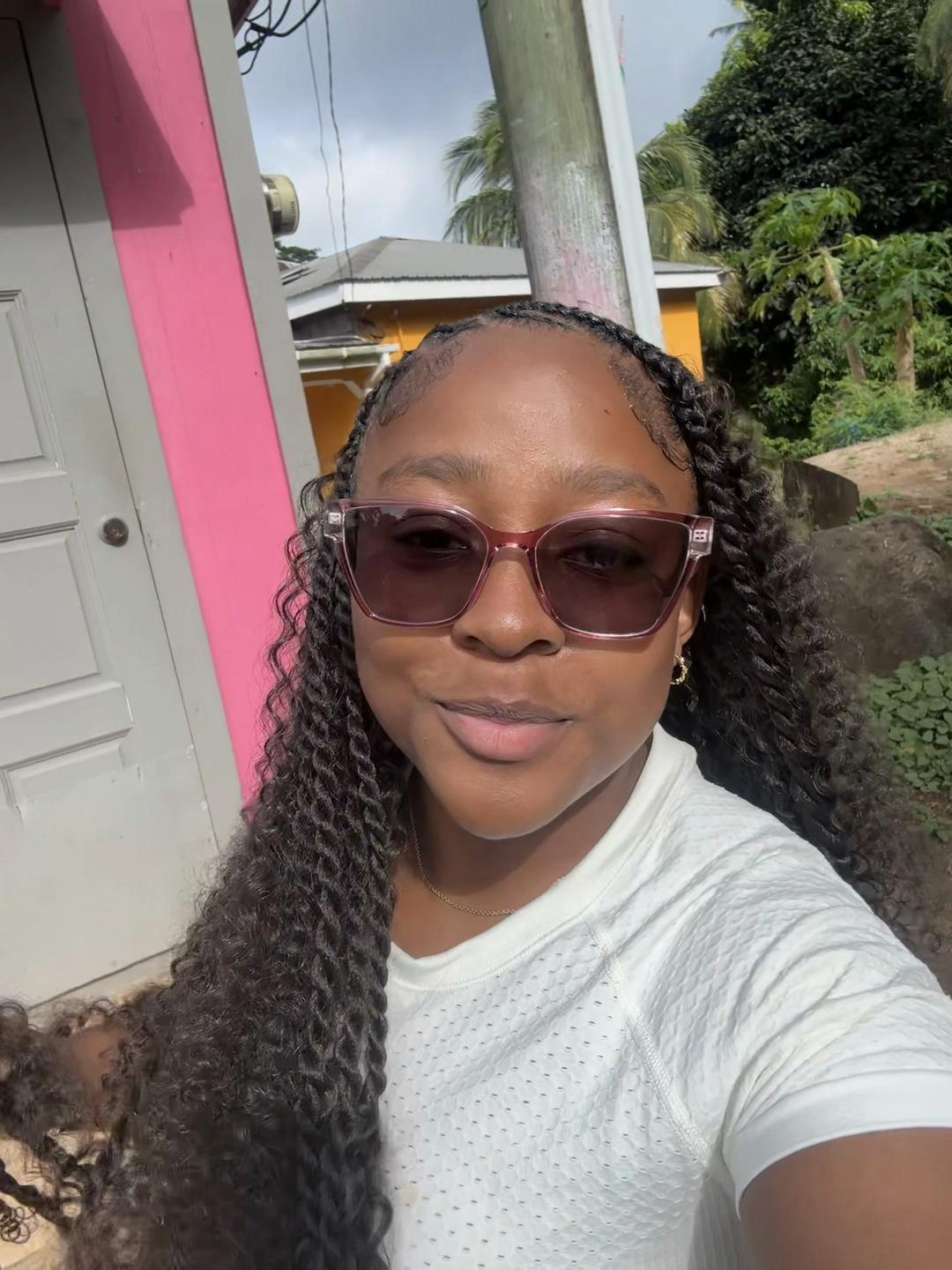 @theprettypluggg