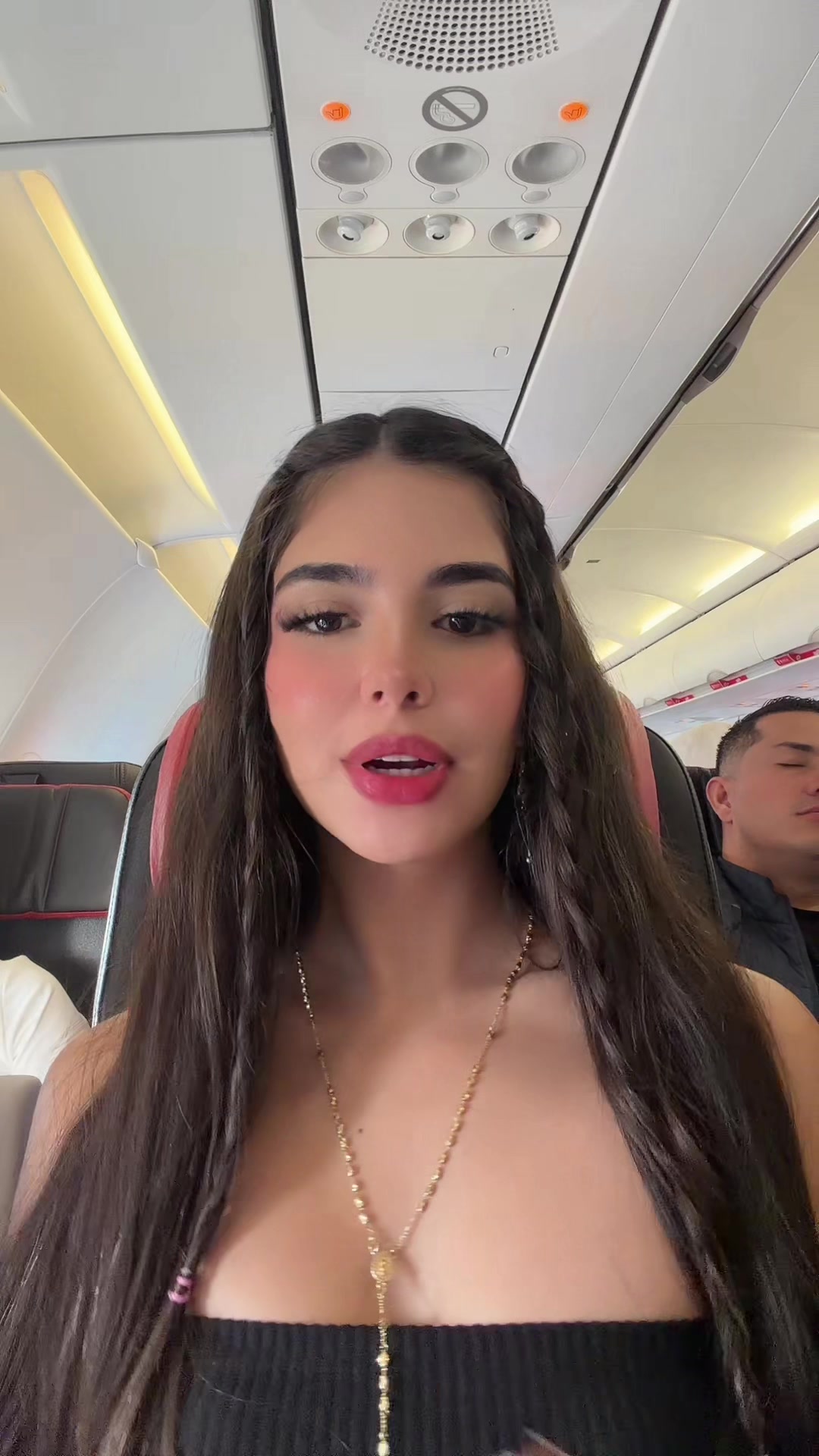 @valenmejia_oficial