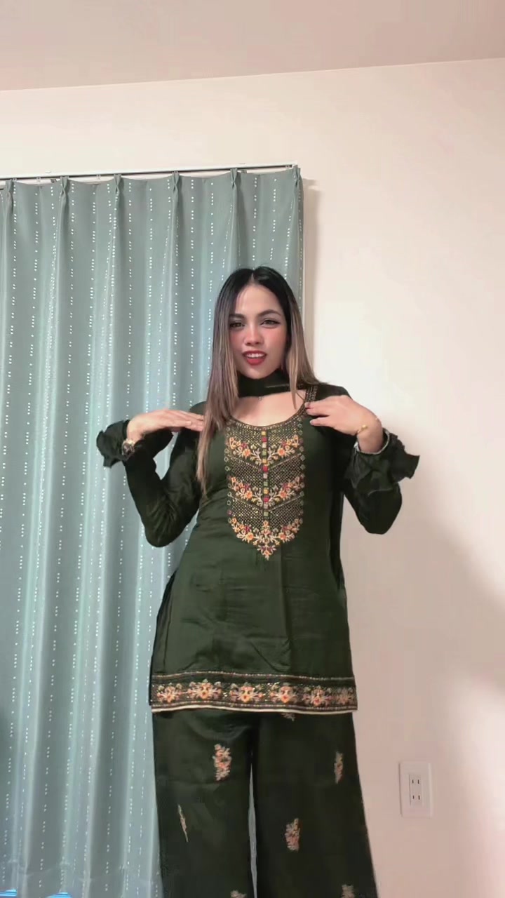 @Aneesa ❤️🦋