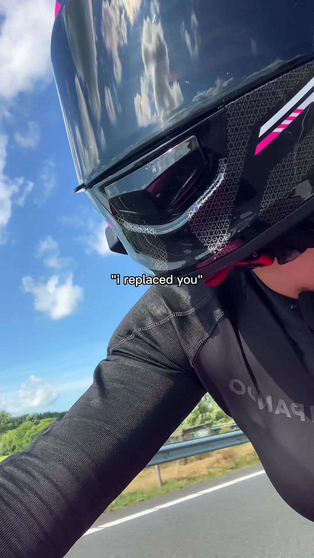 @pink_bikergirl