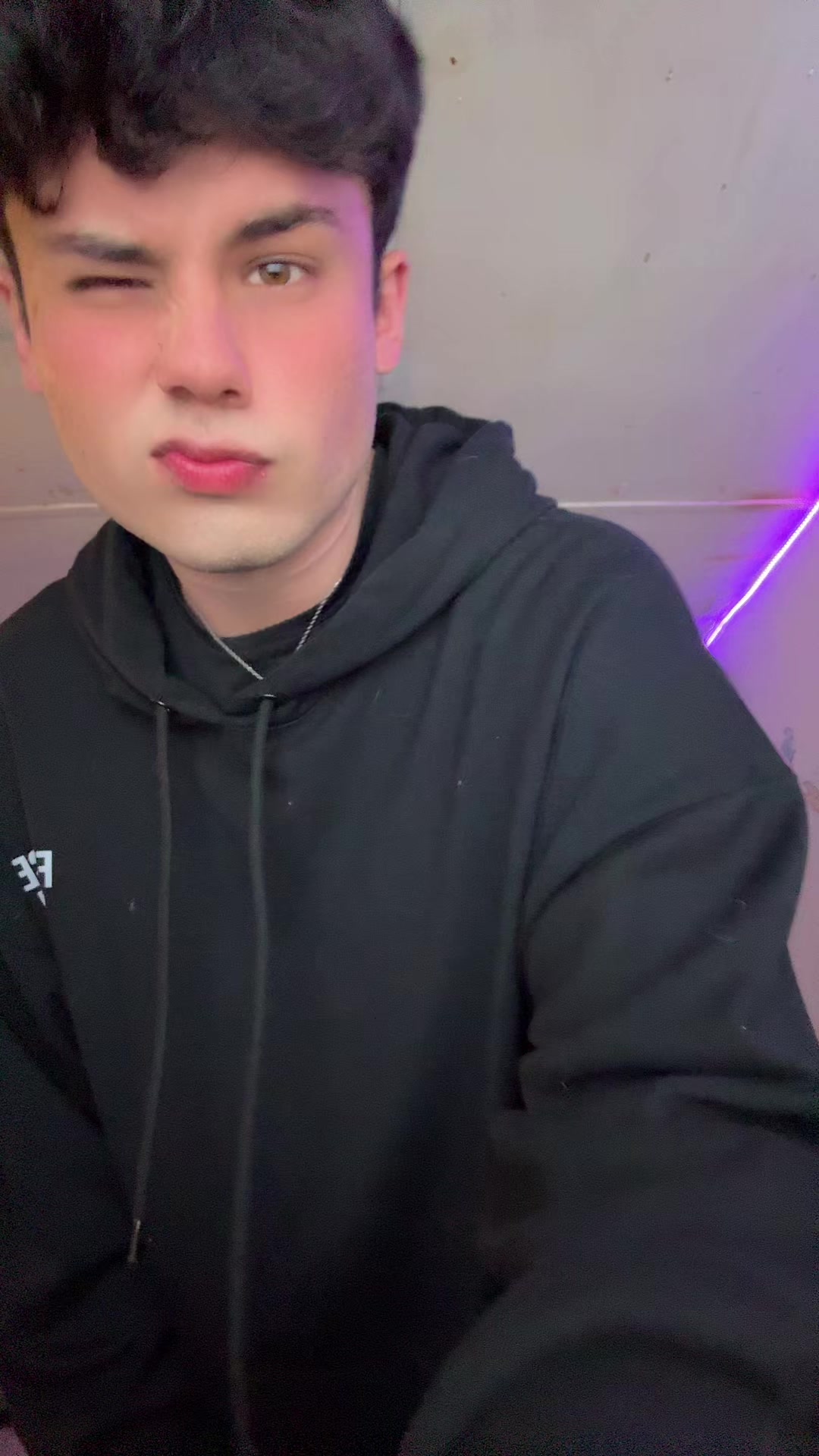 @Alejo