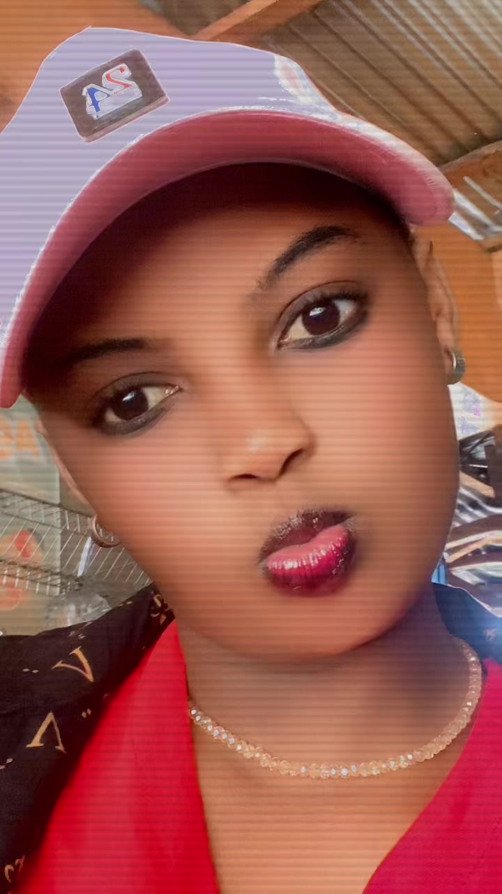 @Official vee 💕❤️