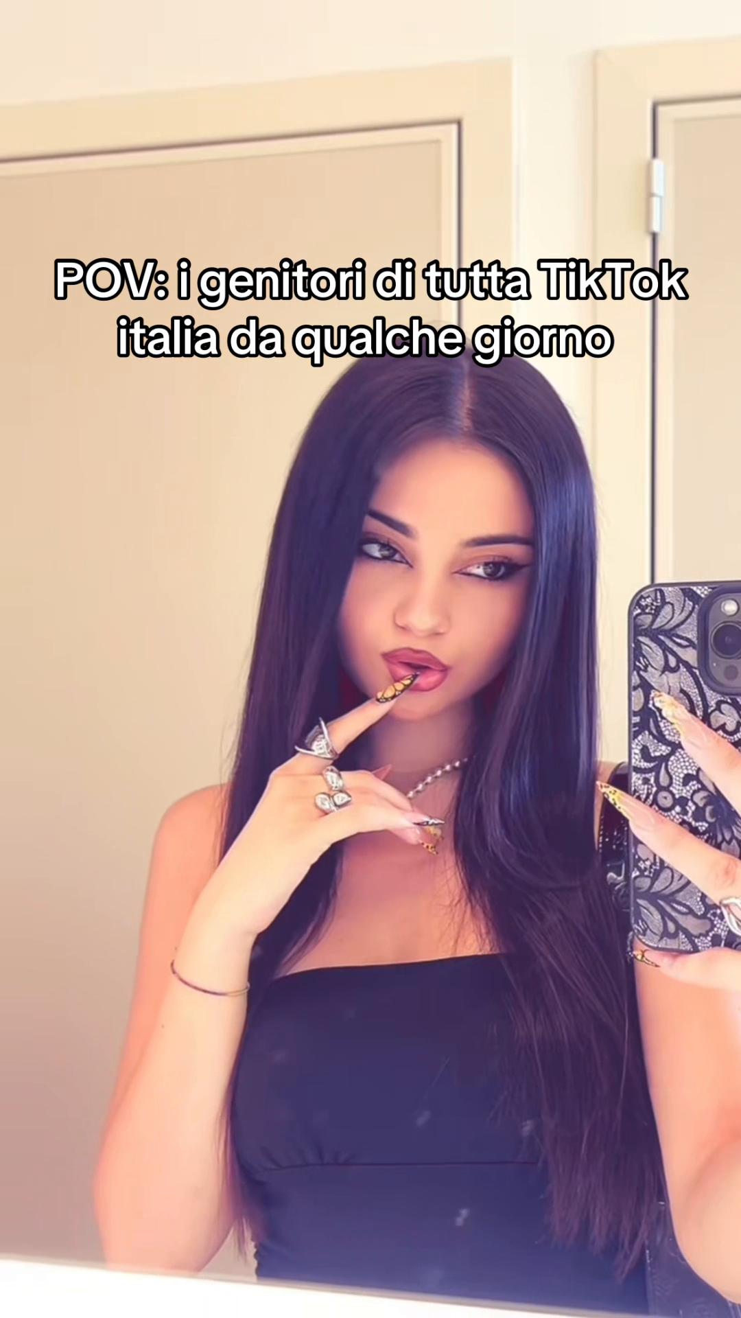 @꧁ isabel fp ꧂