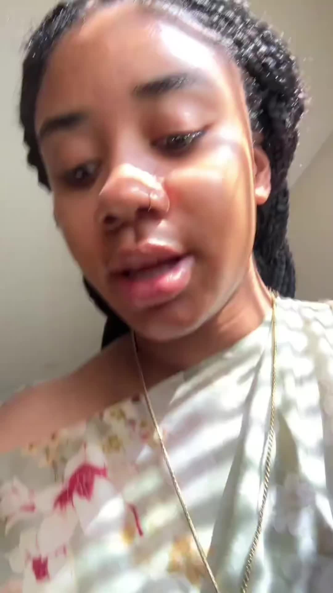 @Lueyoni