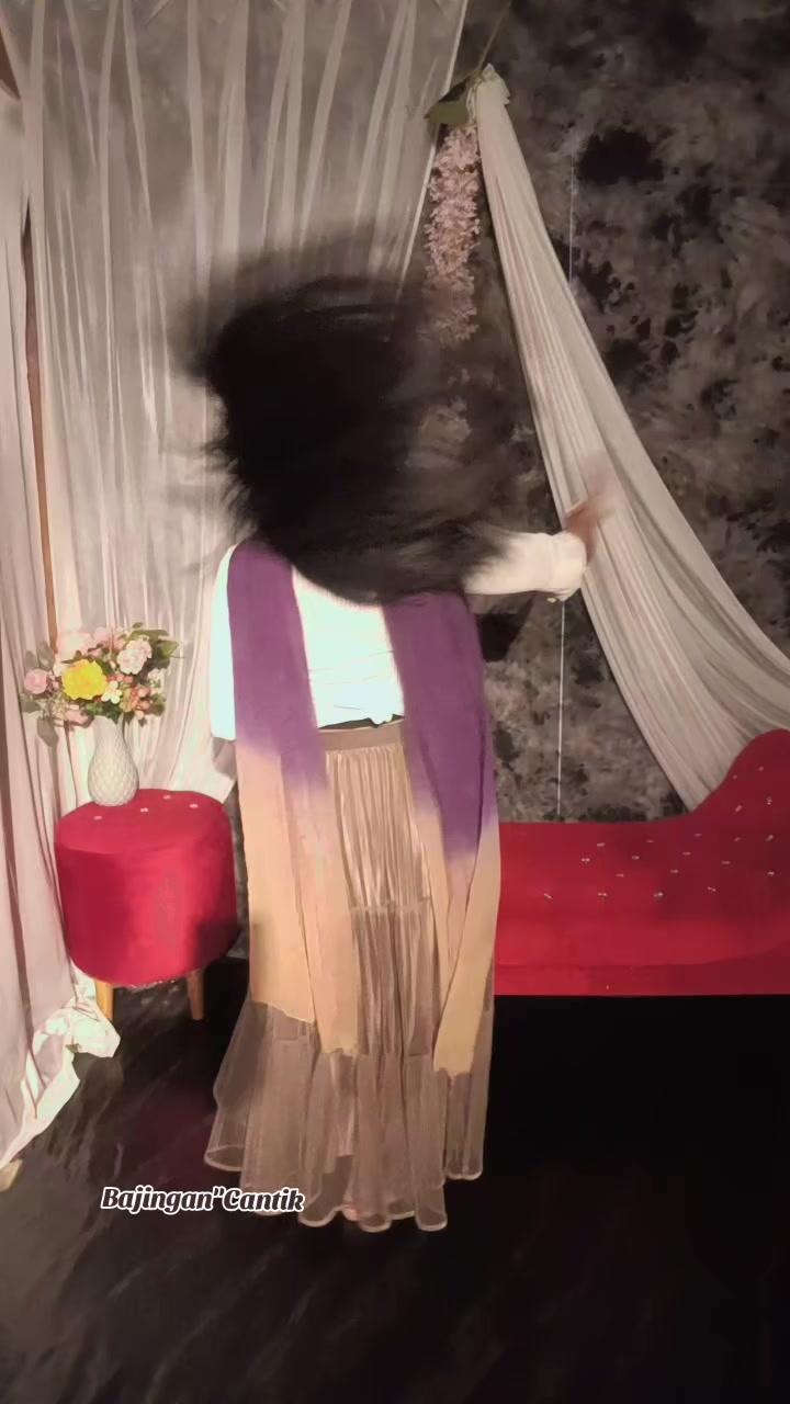 @annisbolly09