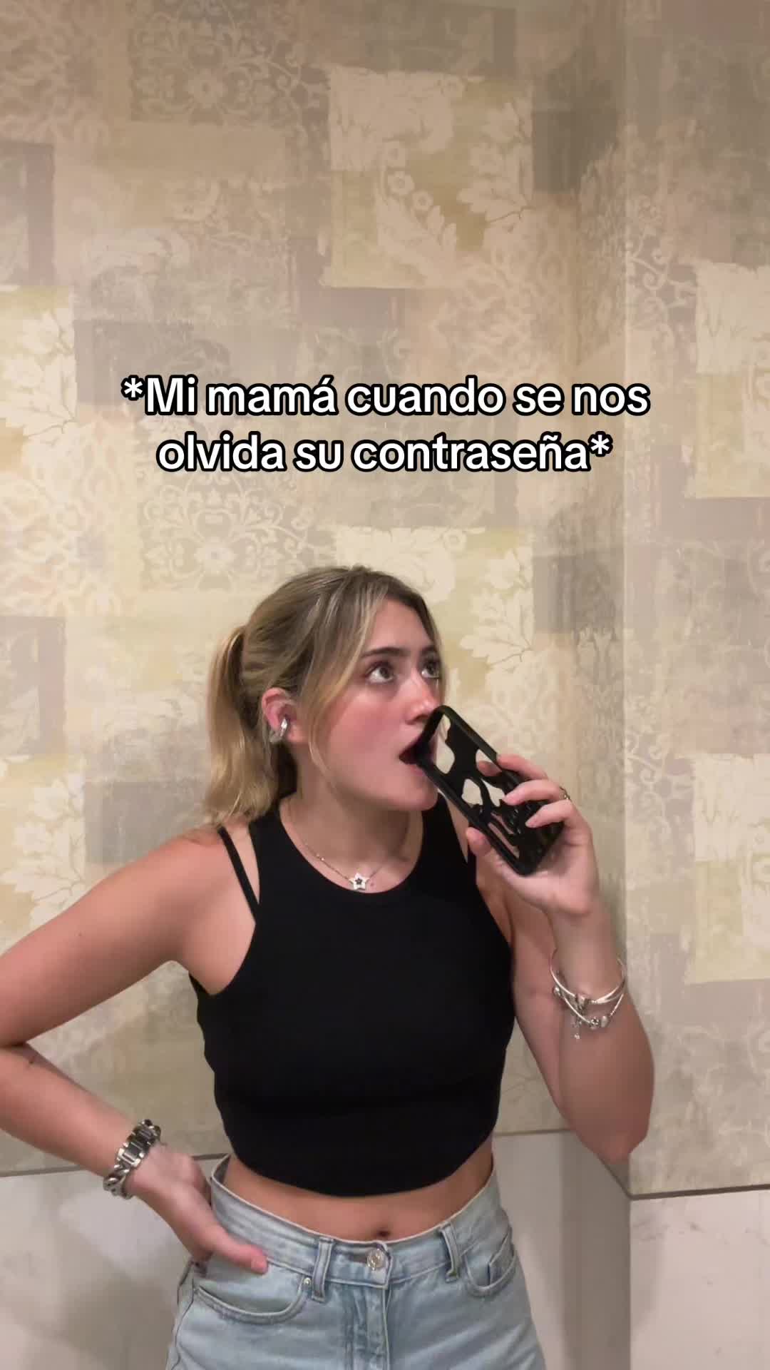 @Victoria Alarcon