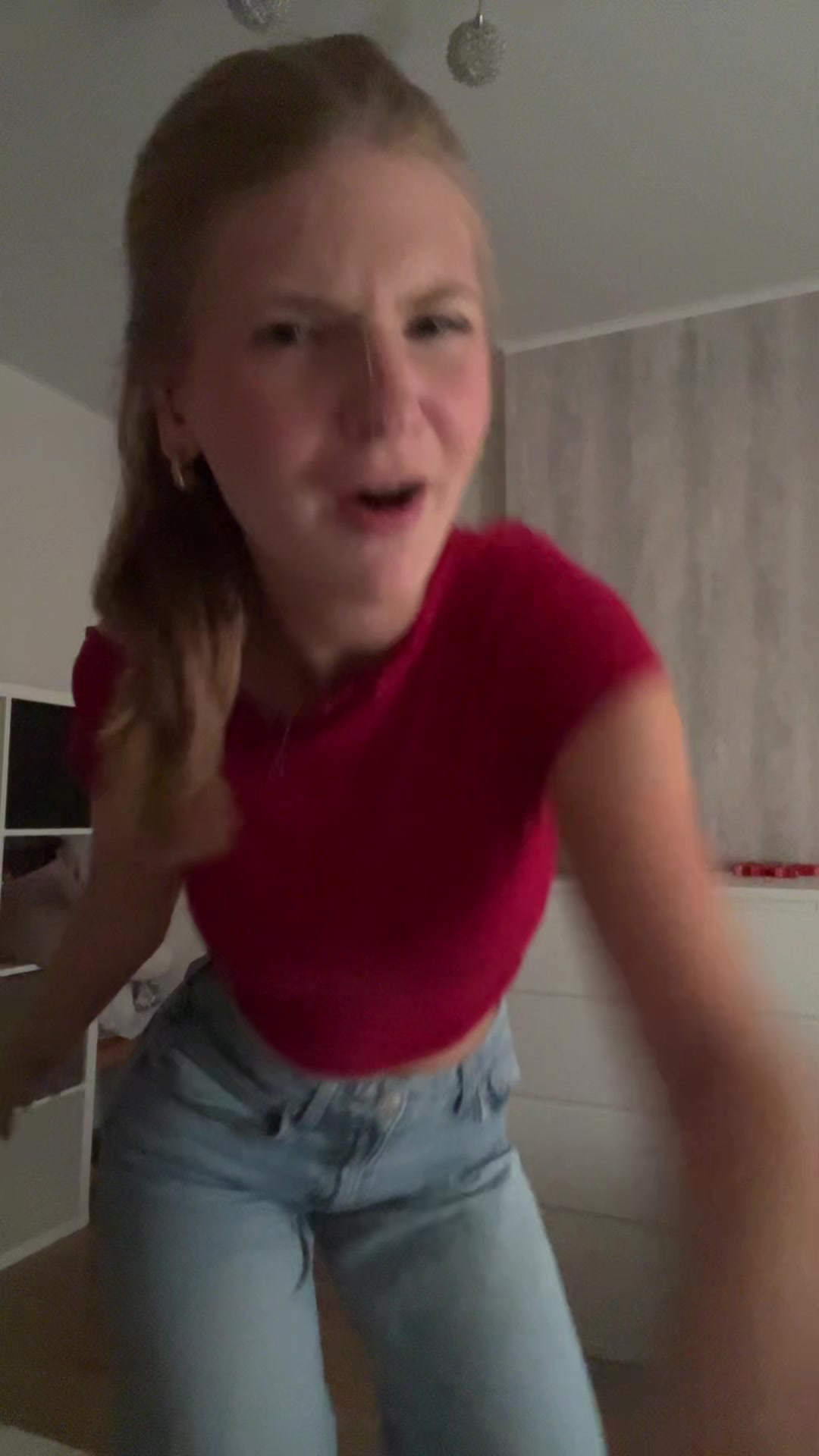 @CAITLY💗