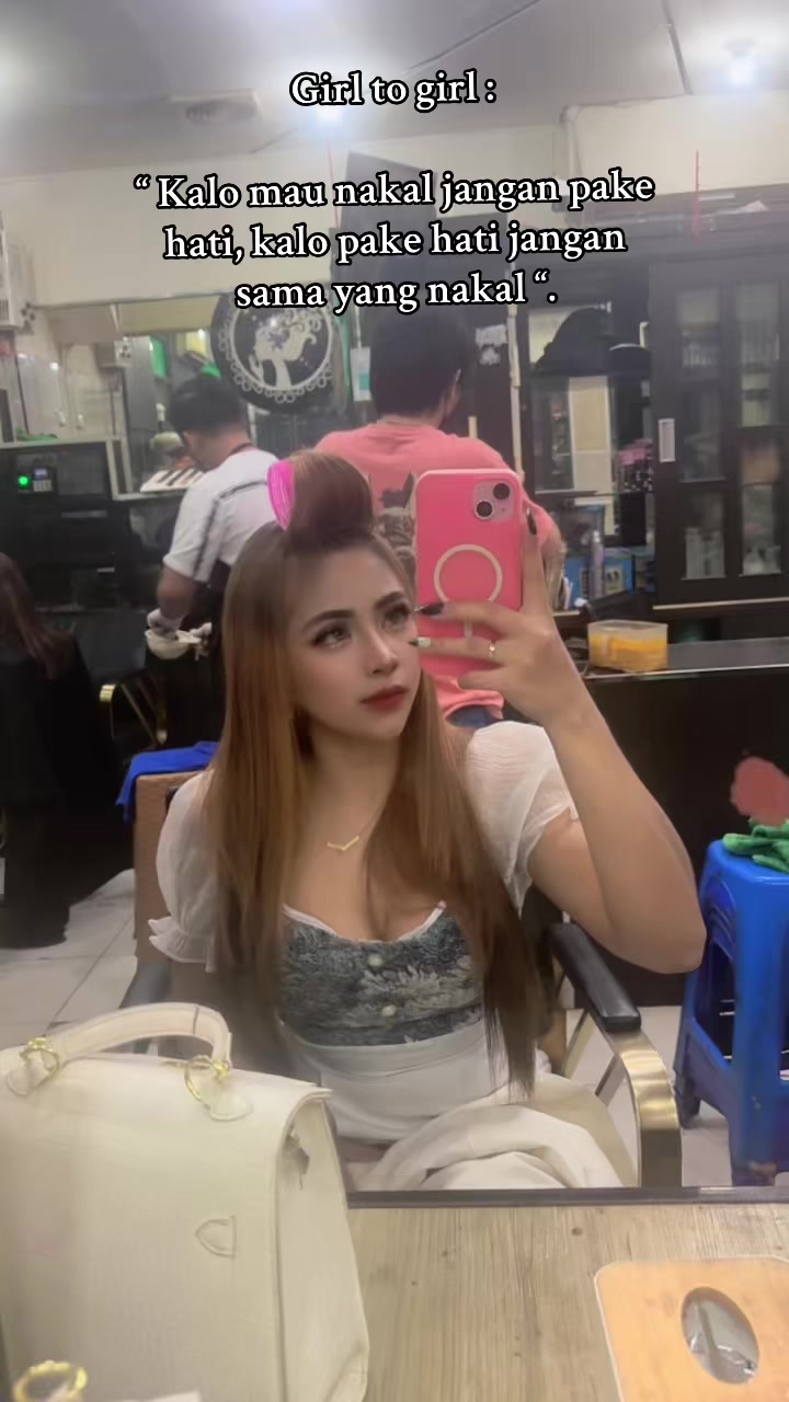 @👑Wanita Idamanmu👅