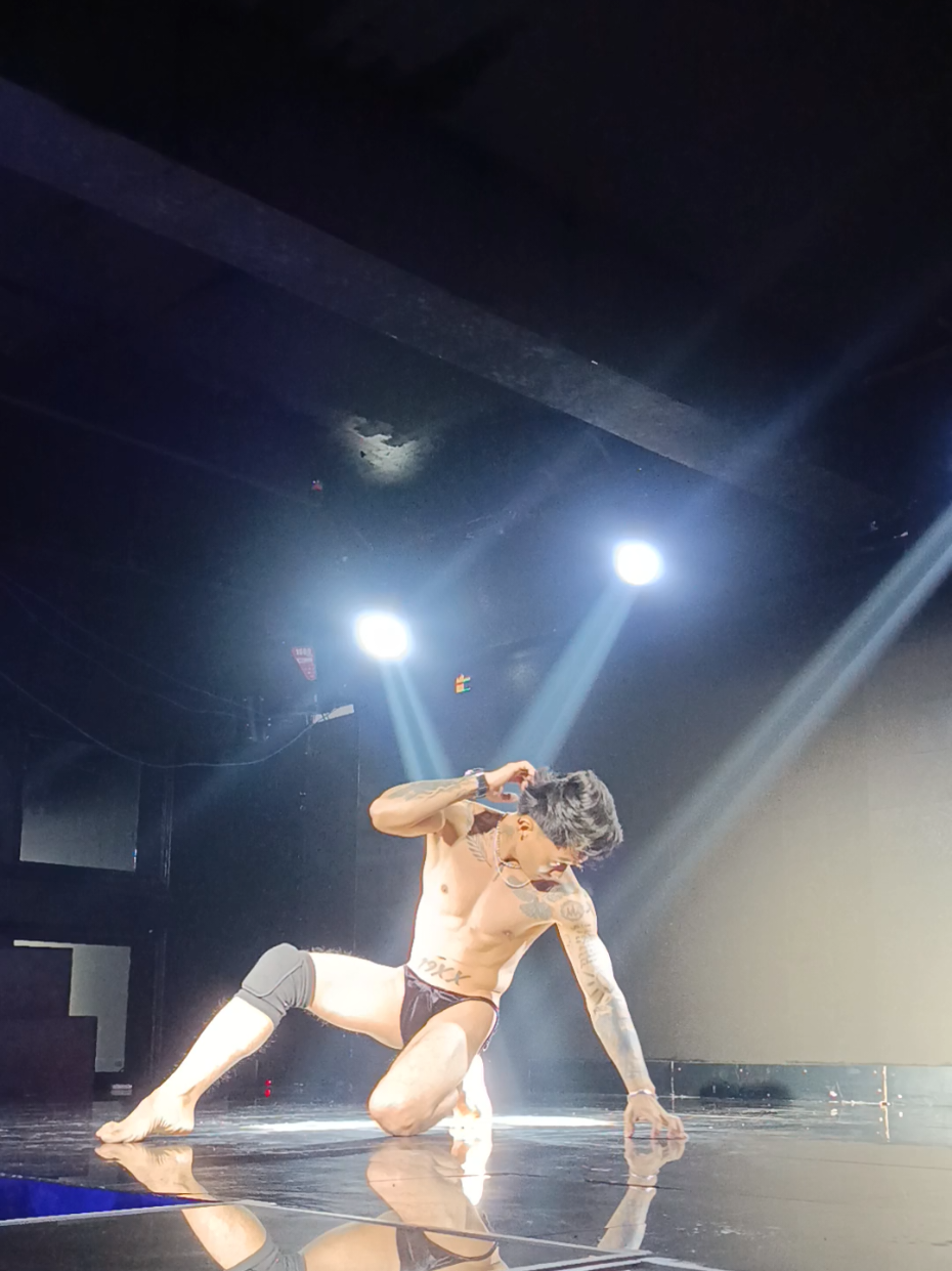 @Hero "B L V C K" Kenjie 📹🔱🖤