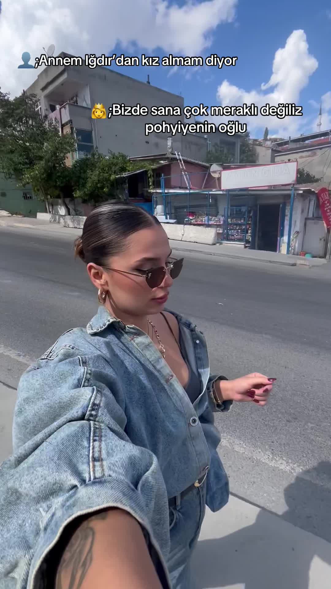 @İ ☆