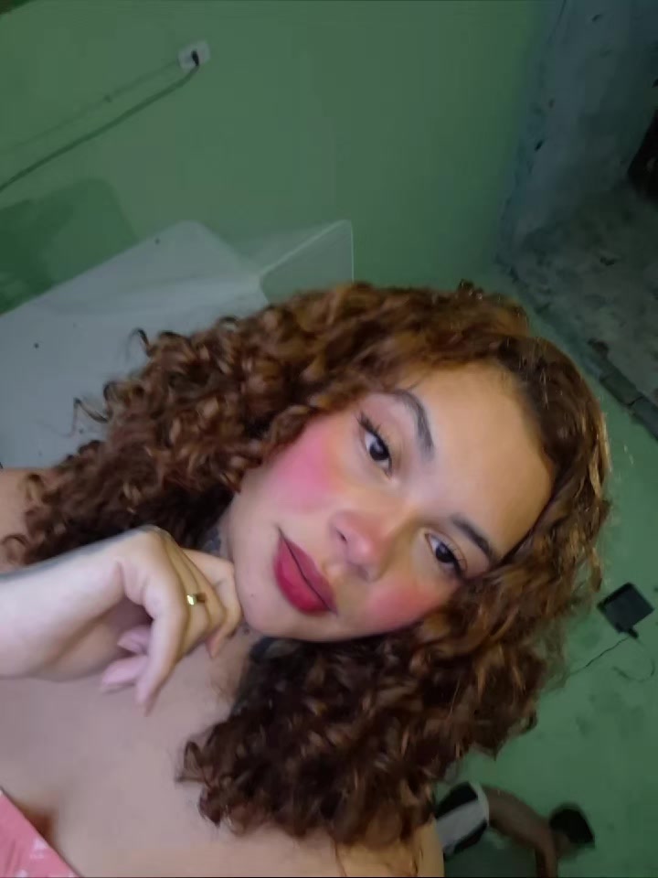 @Ana