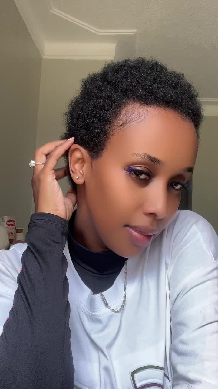 @LOVER🦋🤍