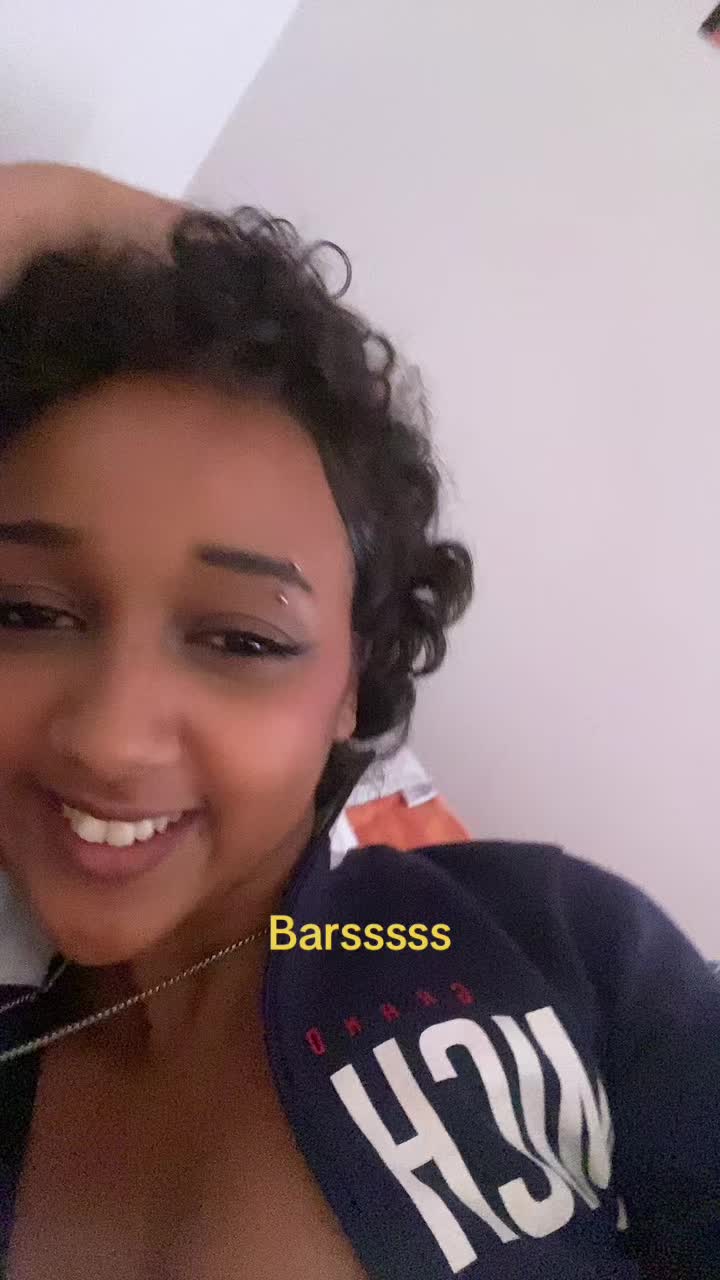 @In_daiana_jones