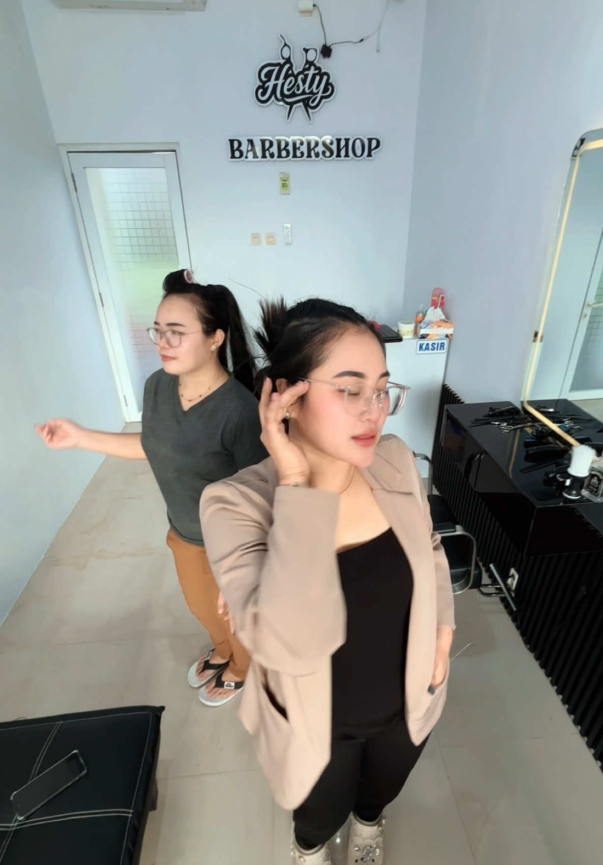 @HESTY SALON AND BARBER