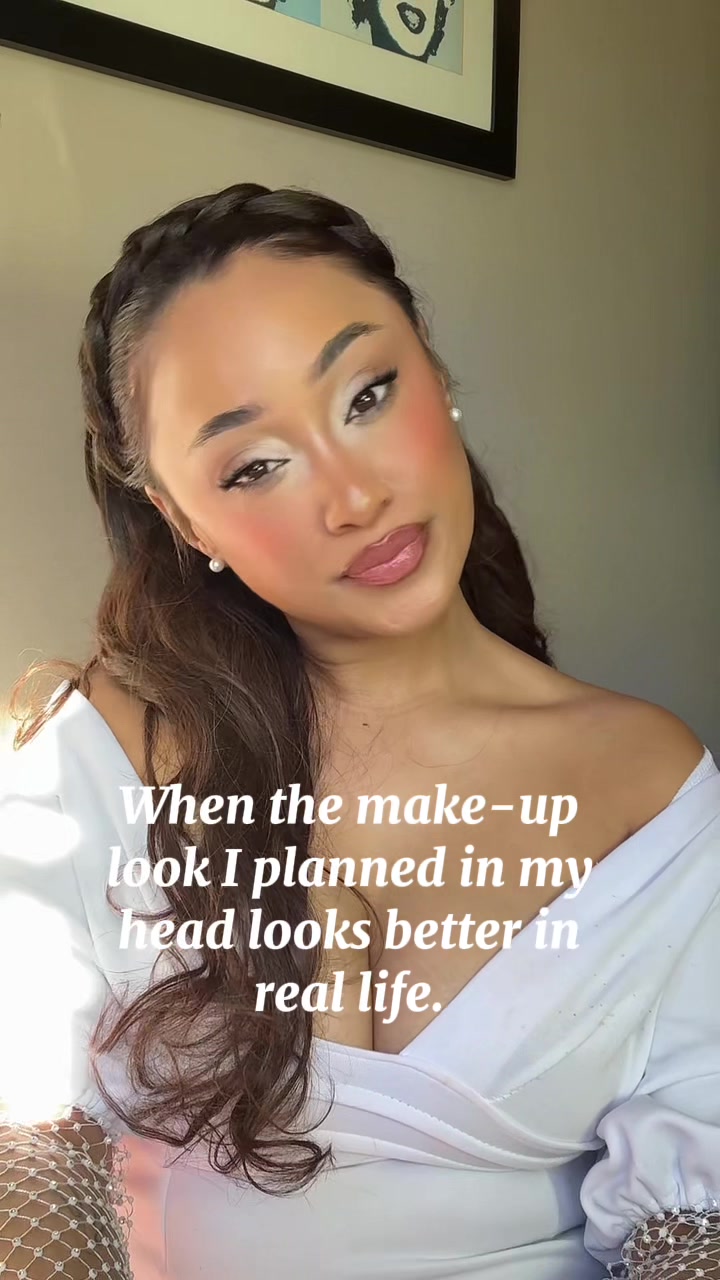 @Sam The Make-Up Artist🇿🇦