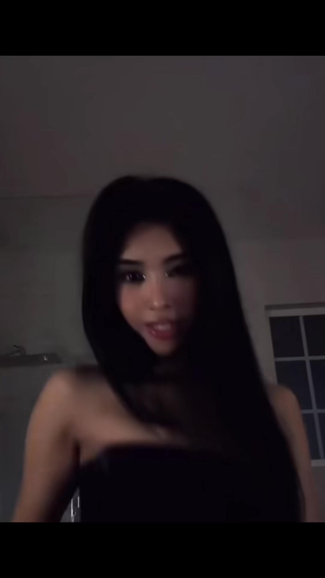 @JUSTAGIRLWHOLOVESHERSWEETHEART