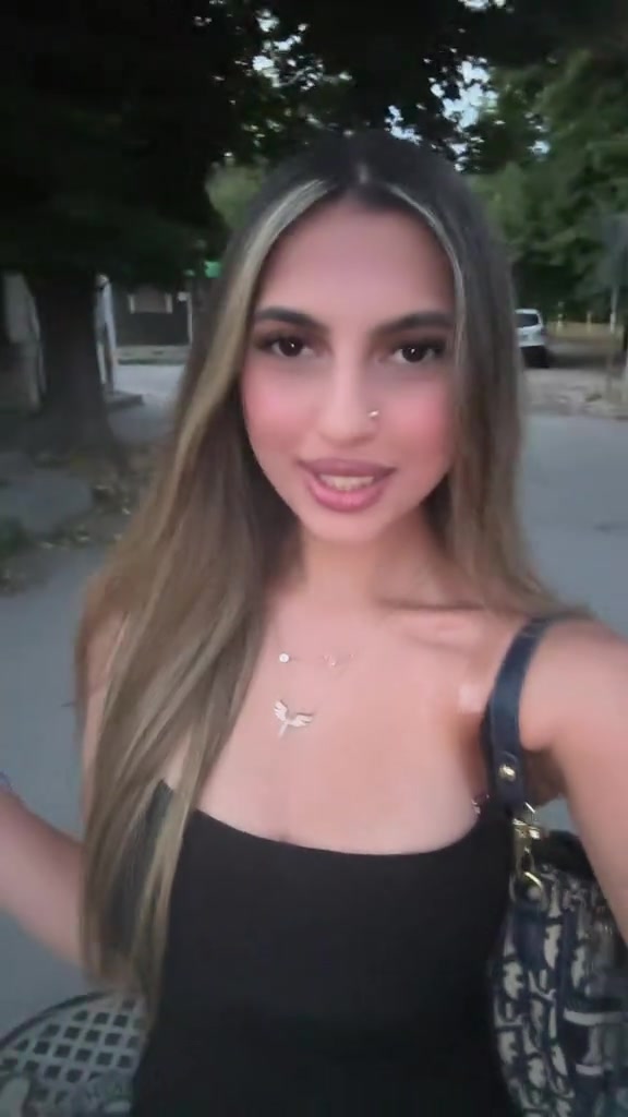 @🐣