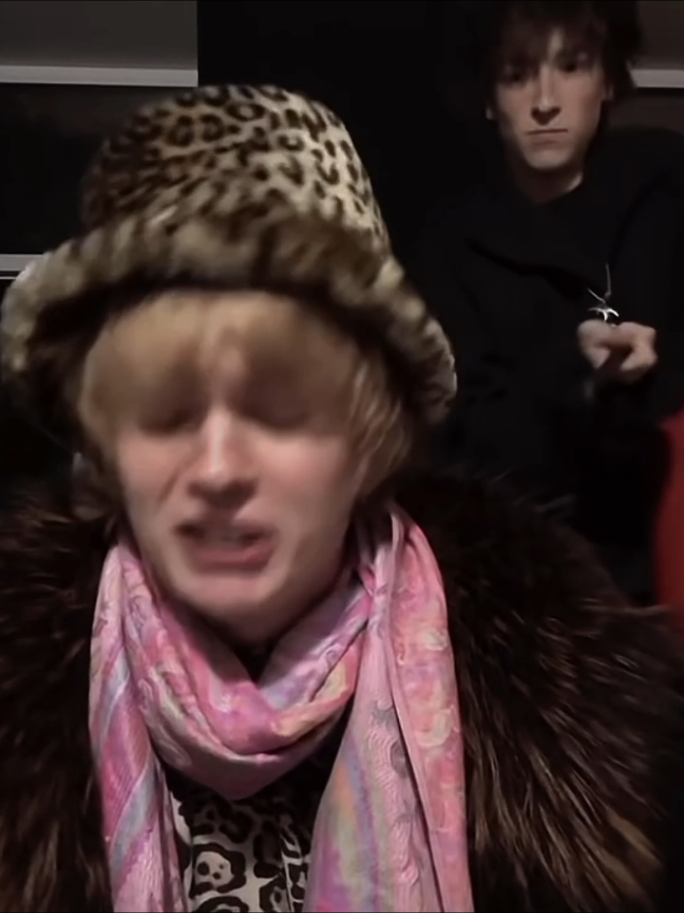 @ликсен шанель ✯