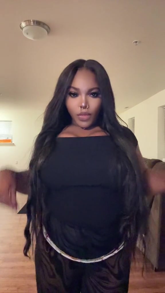 @Nicole