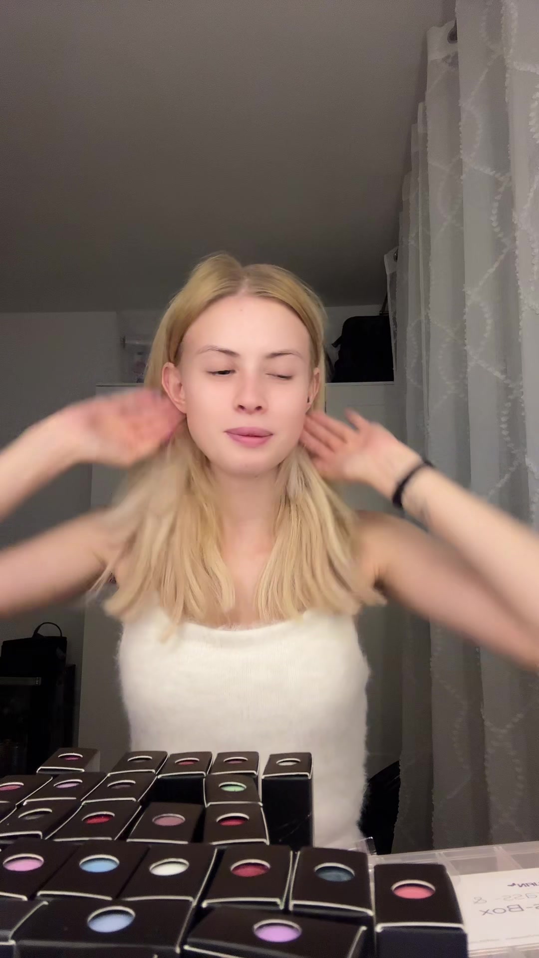@karina