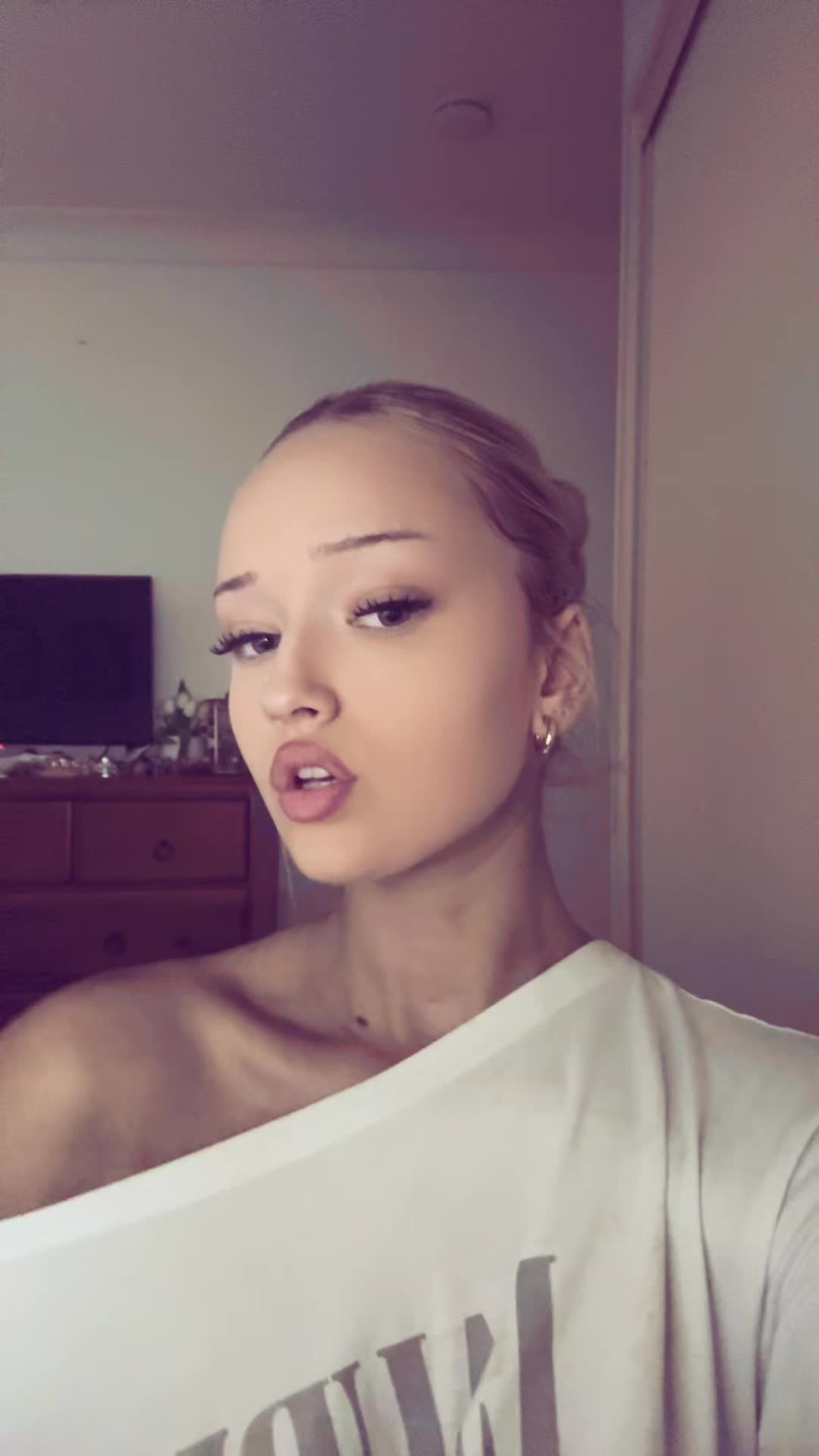 @becca