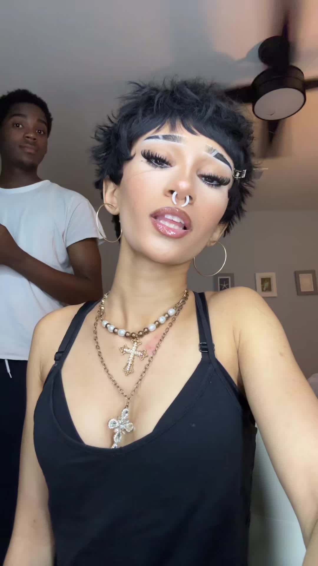 @🧛🏼&zwj;♀️