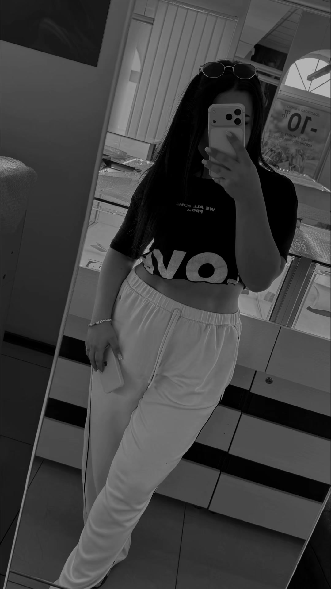 @Valeria