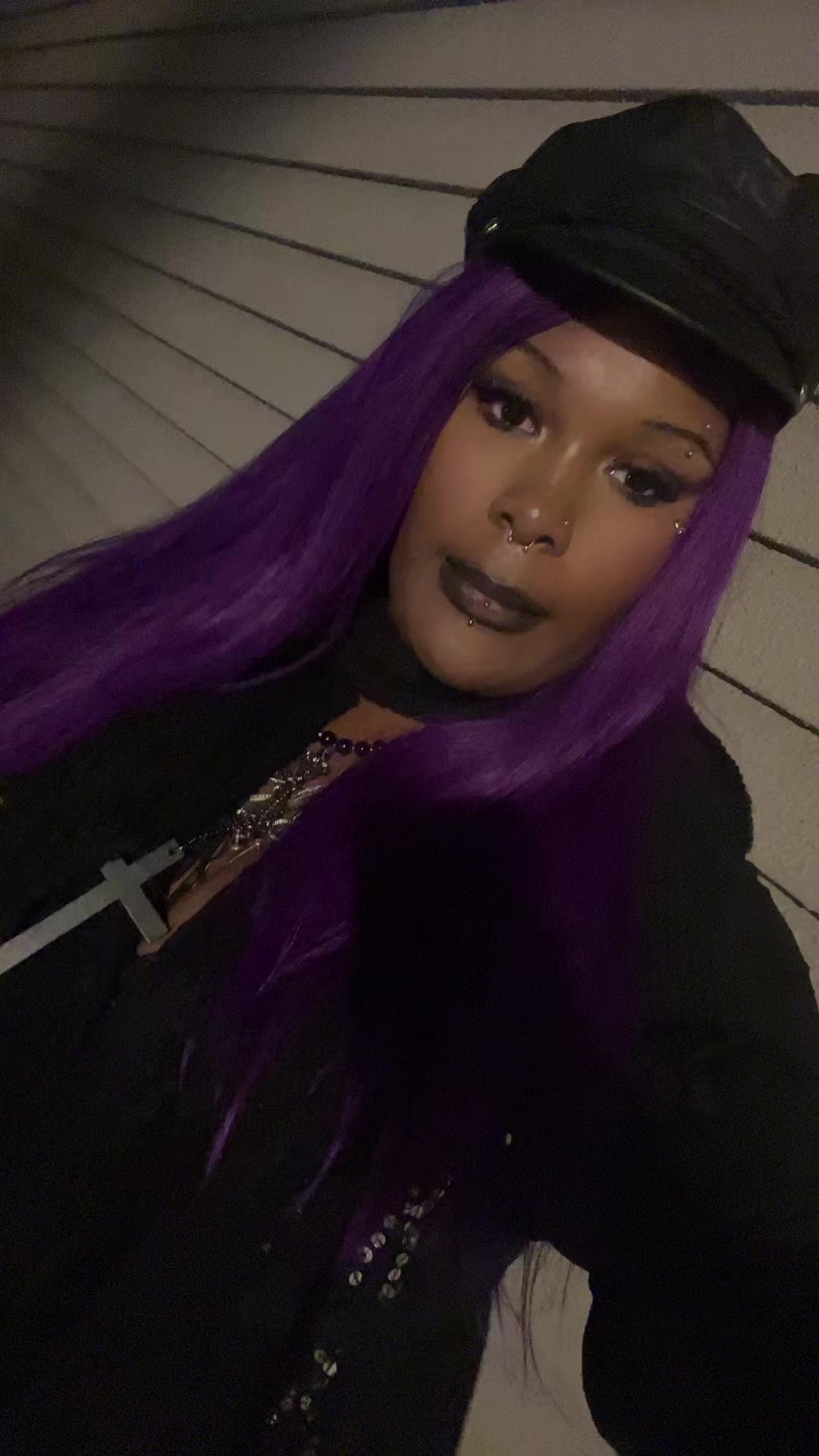 @wolfgyaal