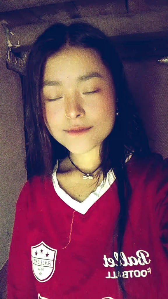 @🐝बि~ Ni ता🦋🕊️