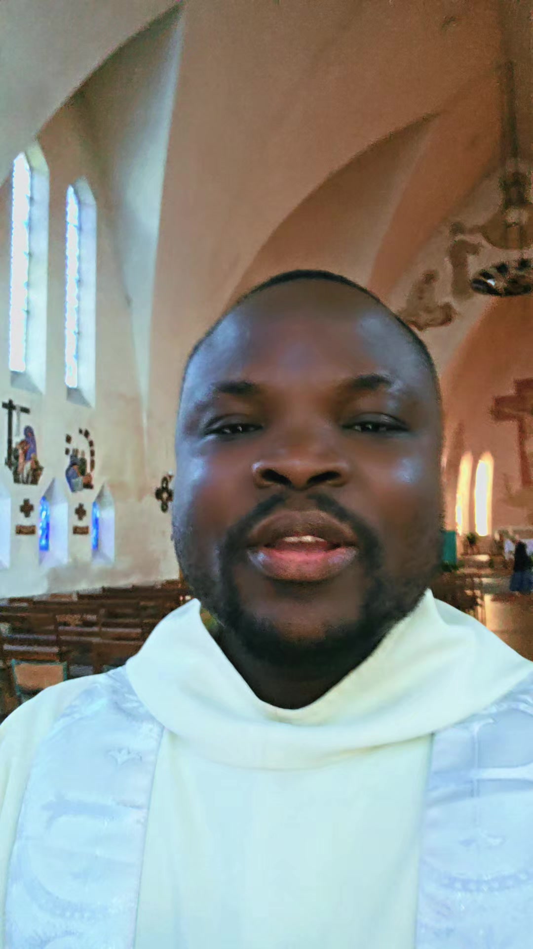 @Padre Précieux 🇨🇵🇻🇦