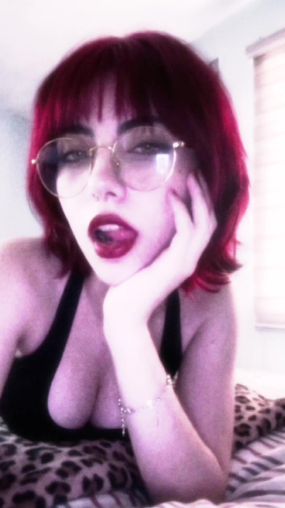 @Valenaery