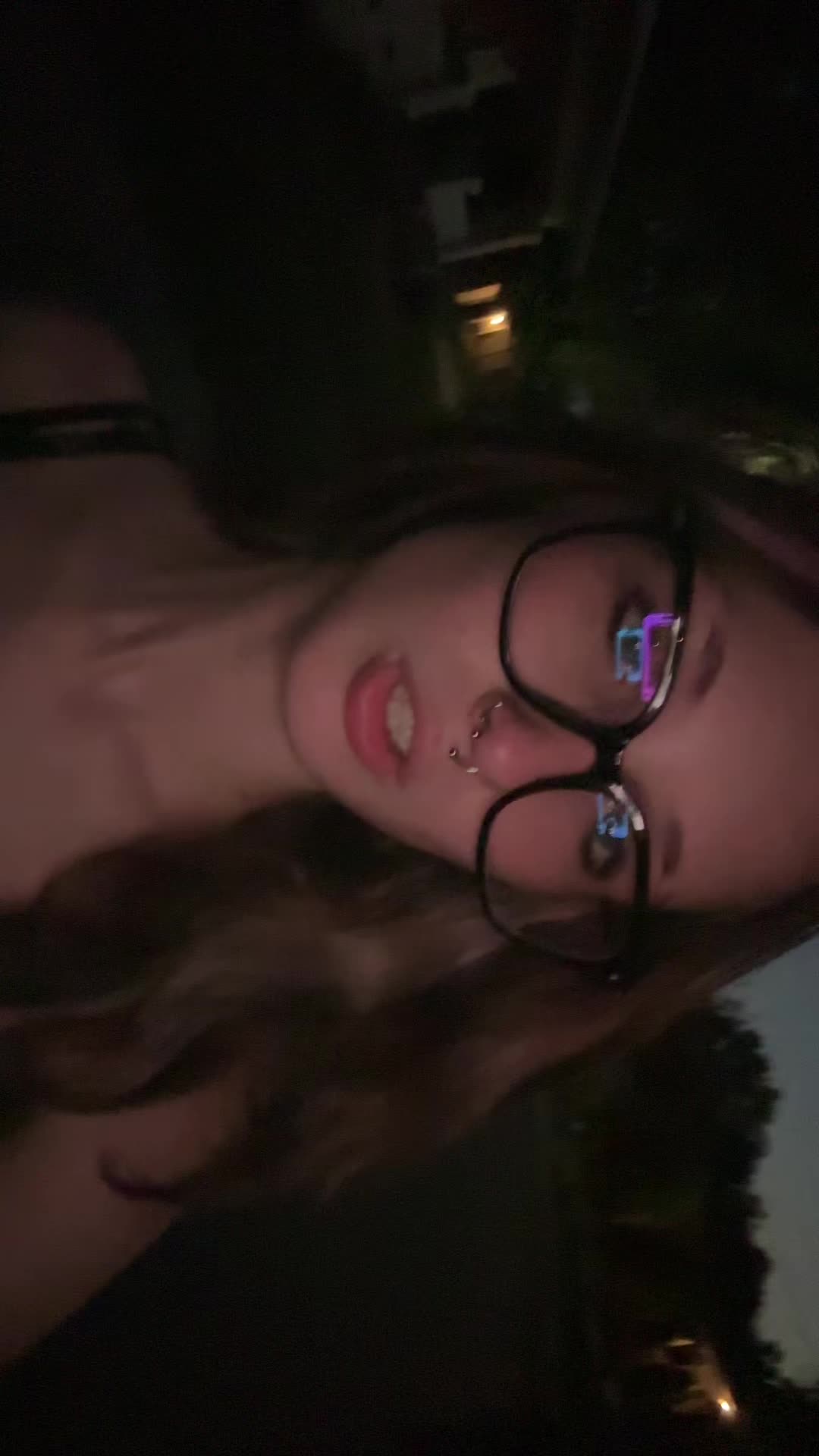 @️