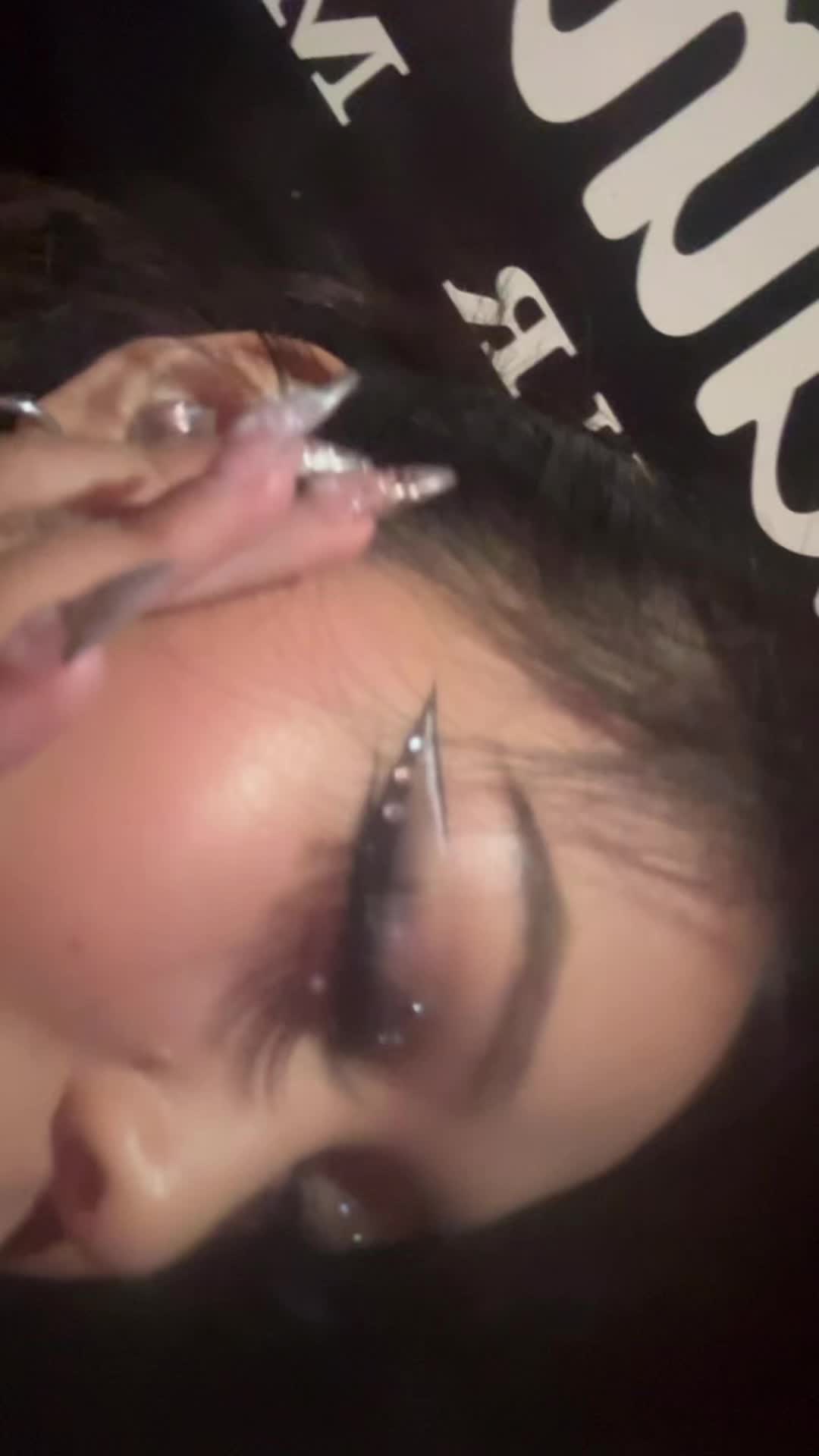 @ee.mochi_