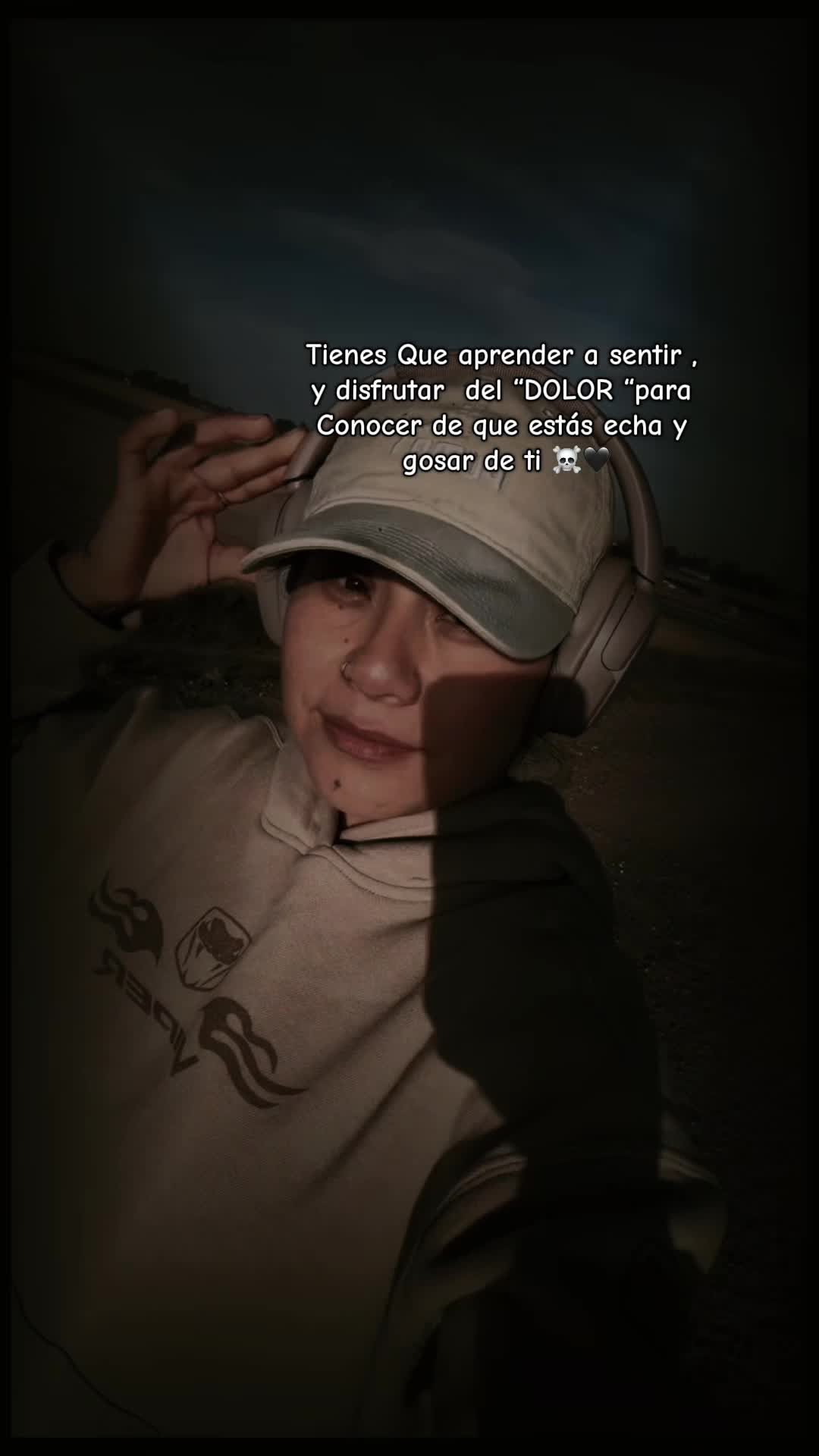 @𝒞𝒽𝑒𝓁𝒶 𝓂𝑒𝓃𝒹𝑒𝓏 ☘️🌺