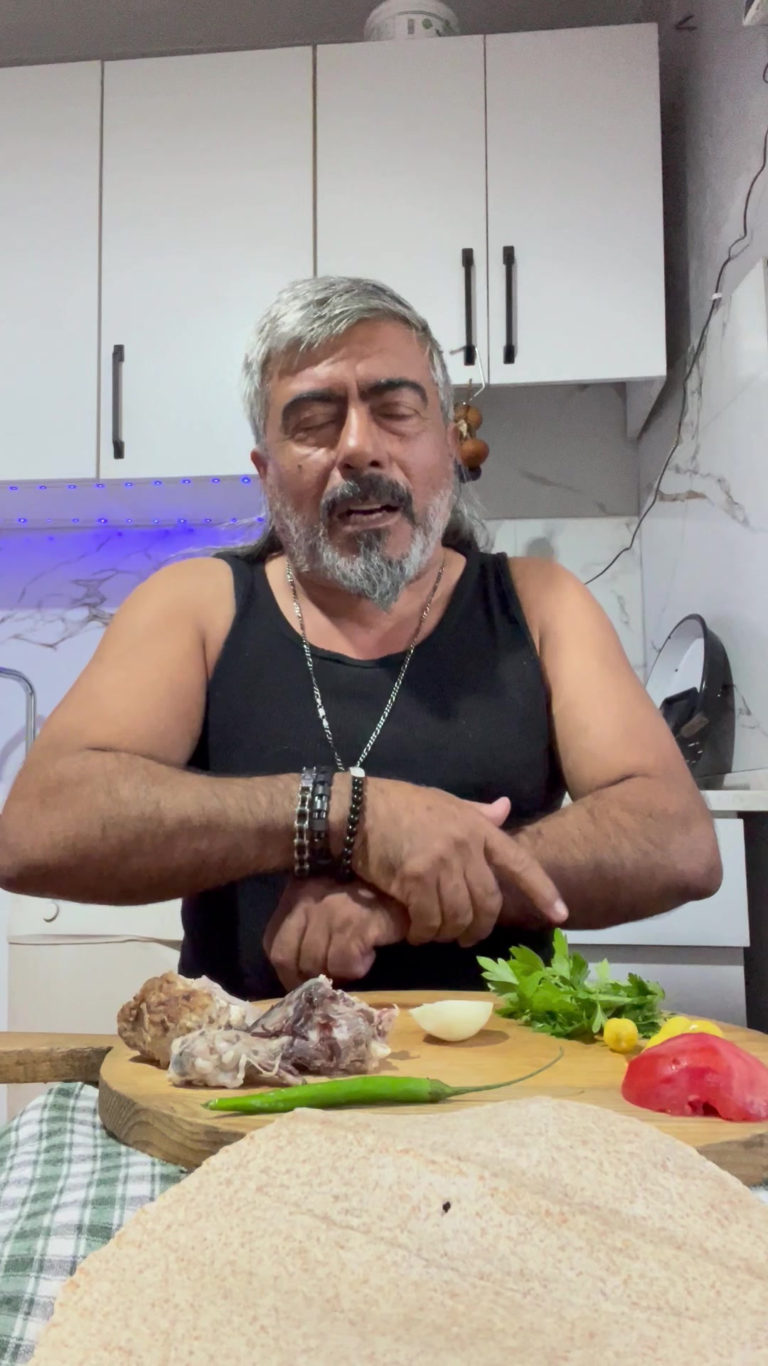 @Ahmet Umug&uuml;l