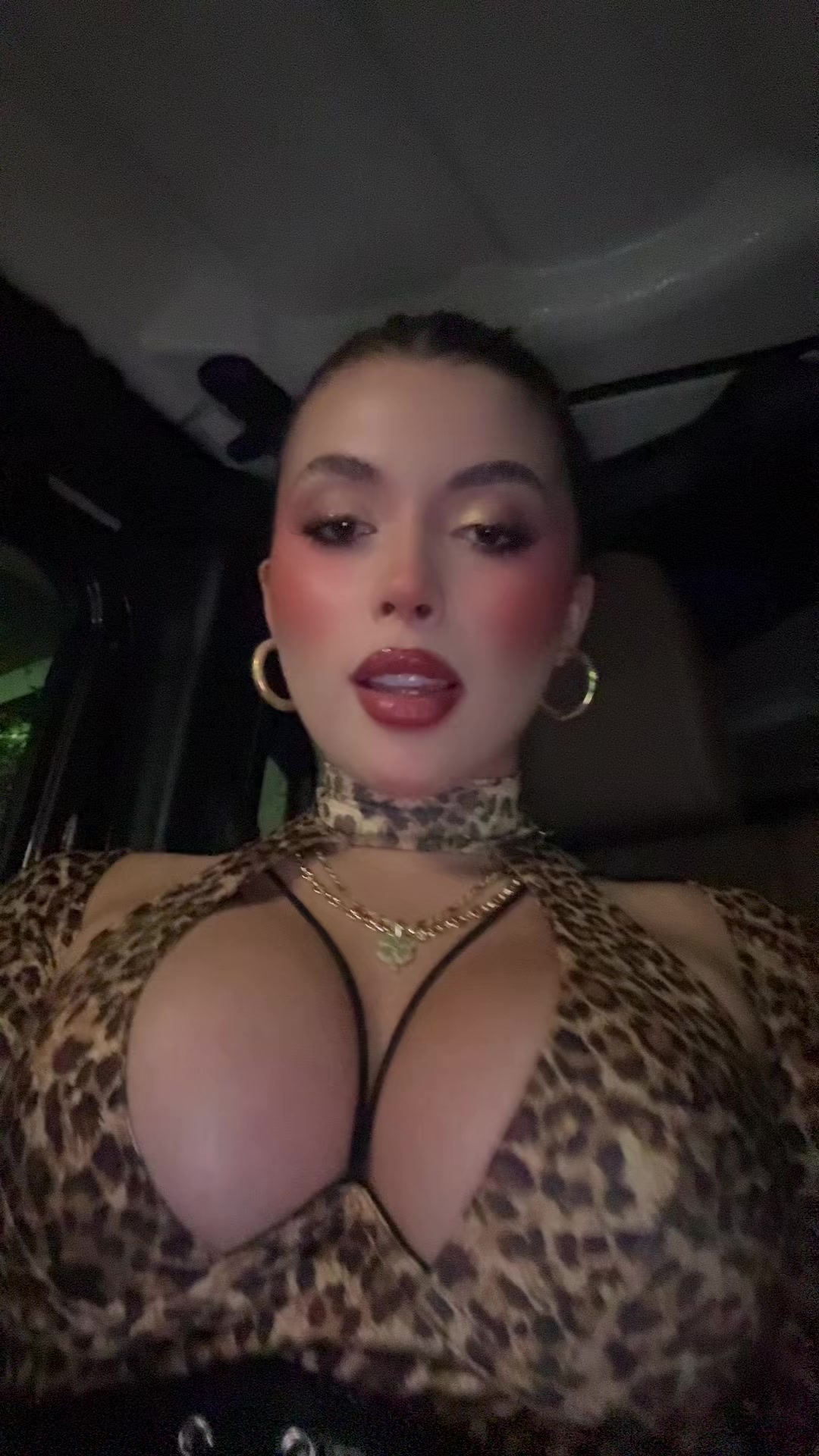 @isabella_lacolombiana