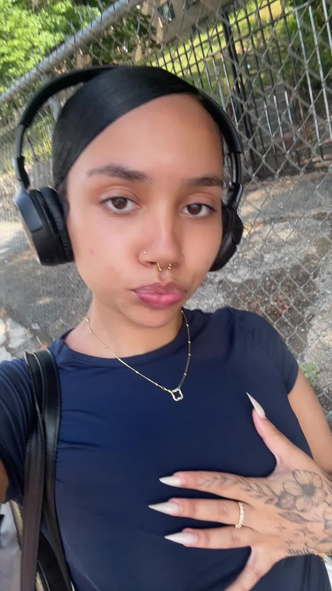 @MDOLLAZ$