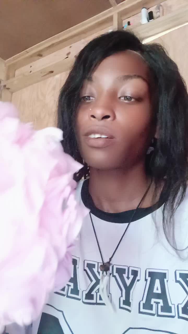 @Niki💫