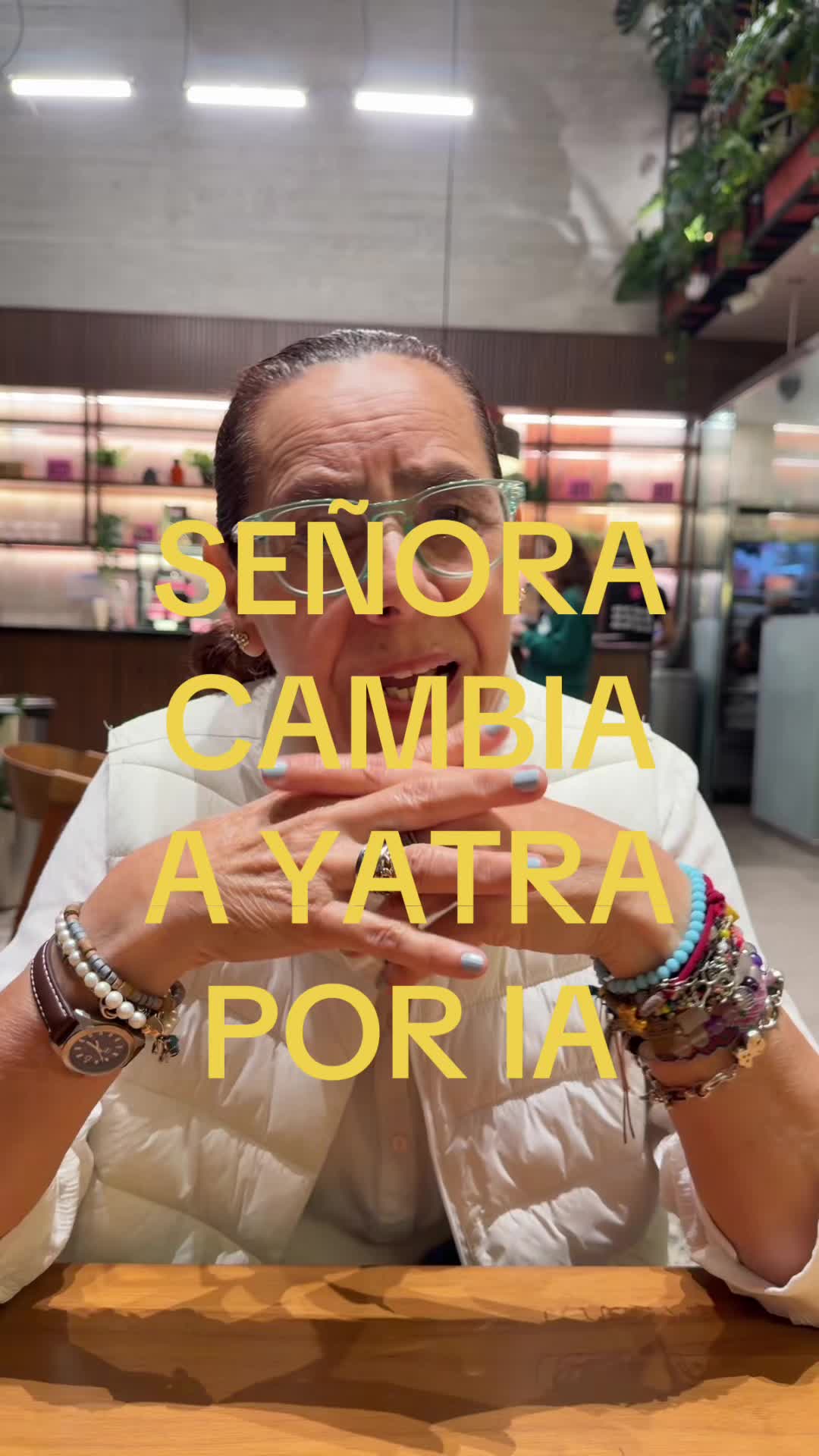 @abeja maya 🐝🌊