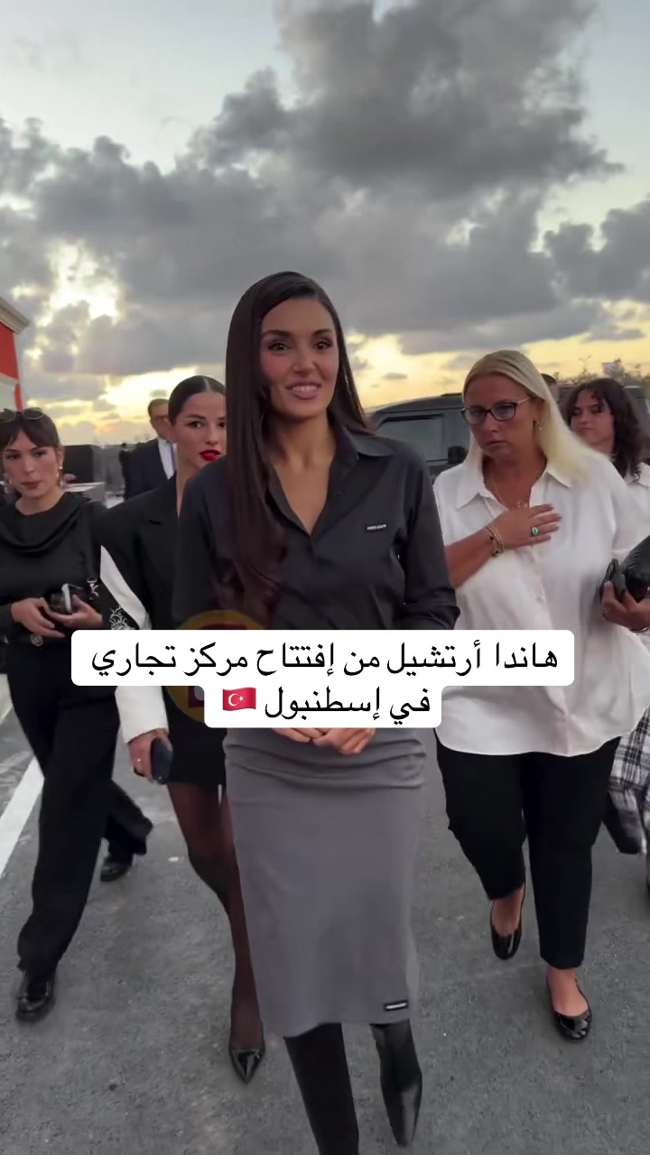 @نيسلي🎀