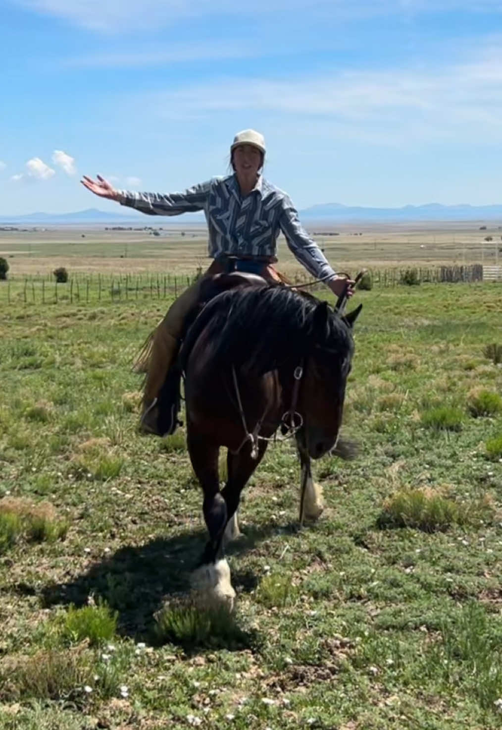 @cowgirlcommentary
