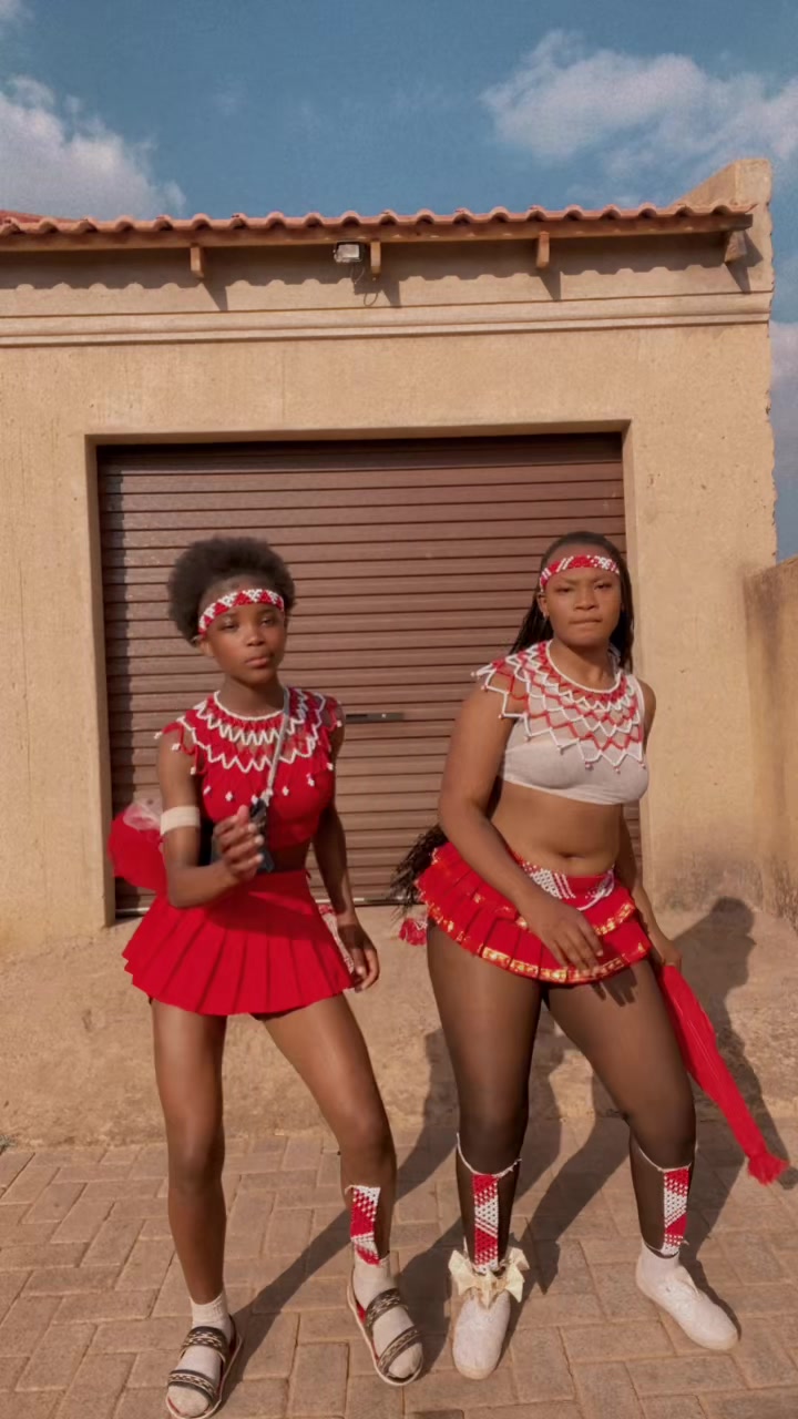 @Tshepiey
