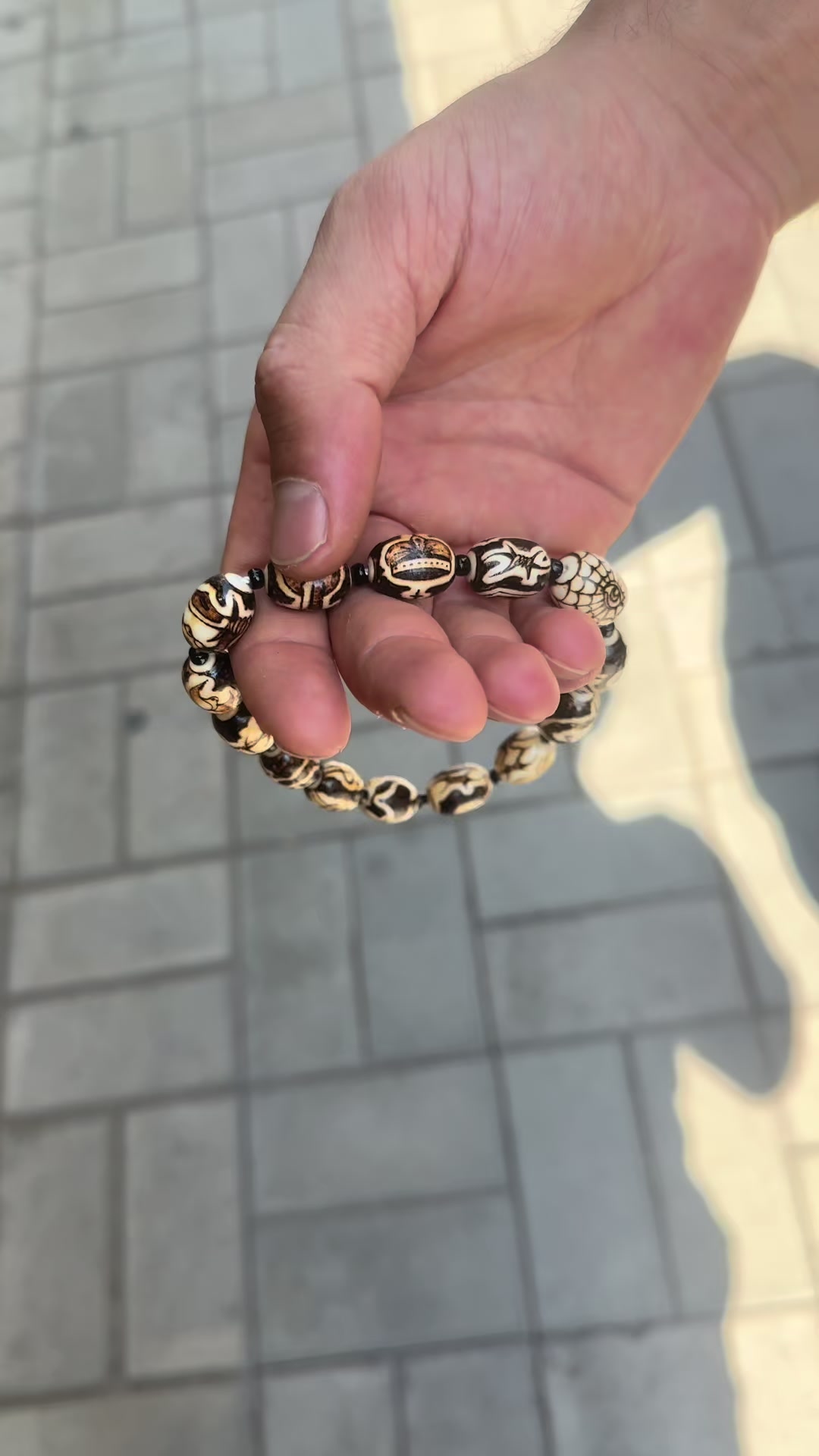 @Թզբեխ (Четки)