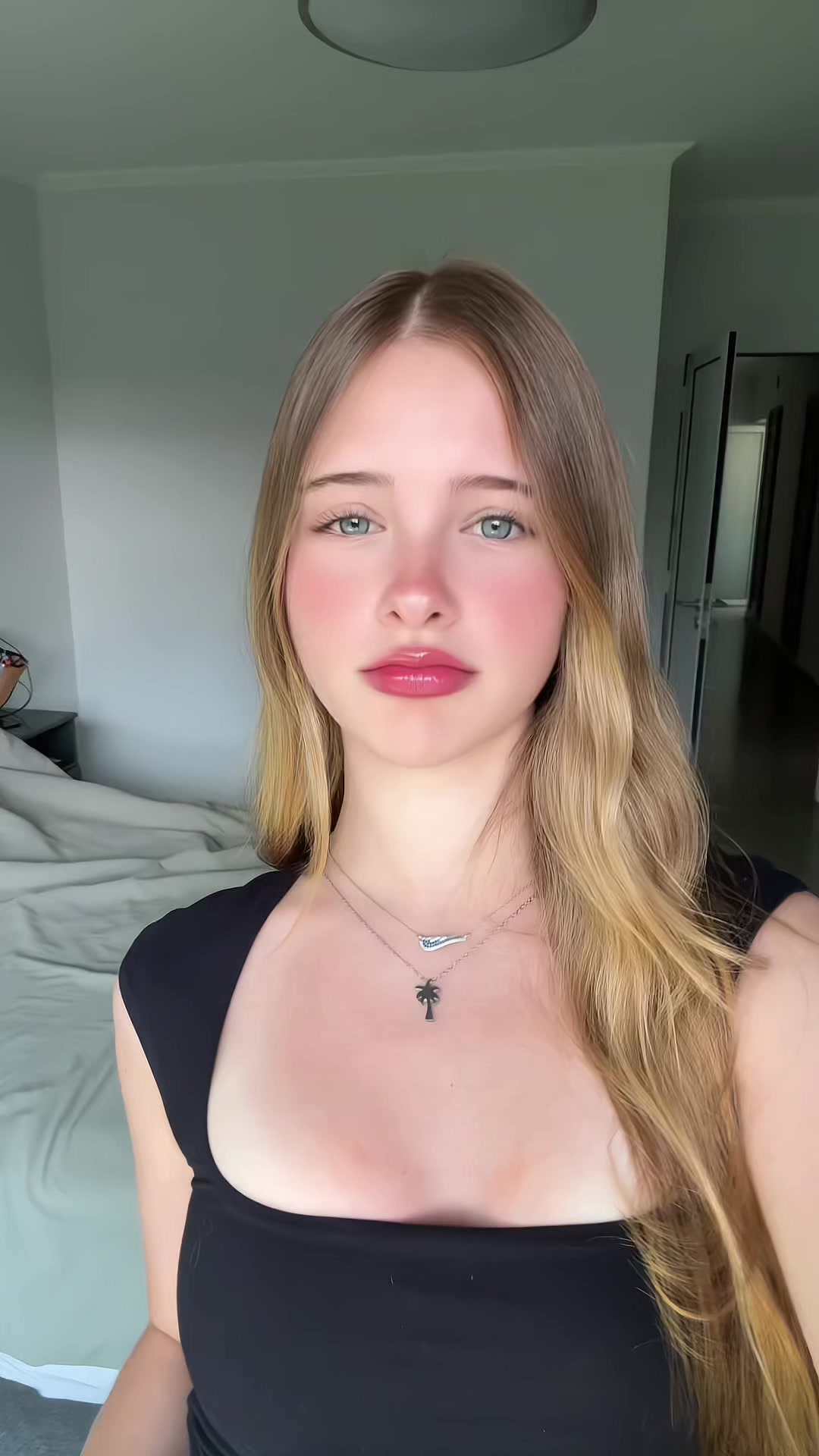 @mia peralta