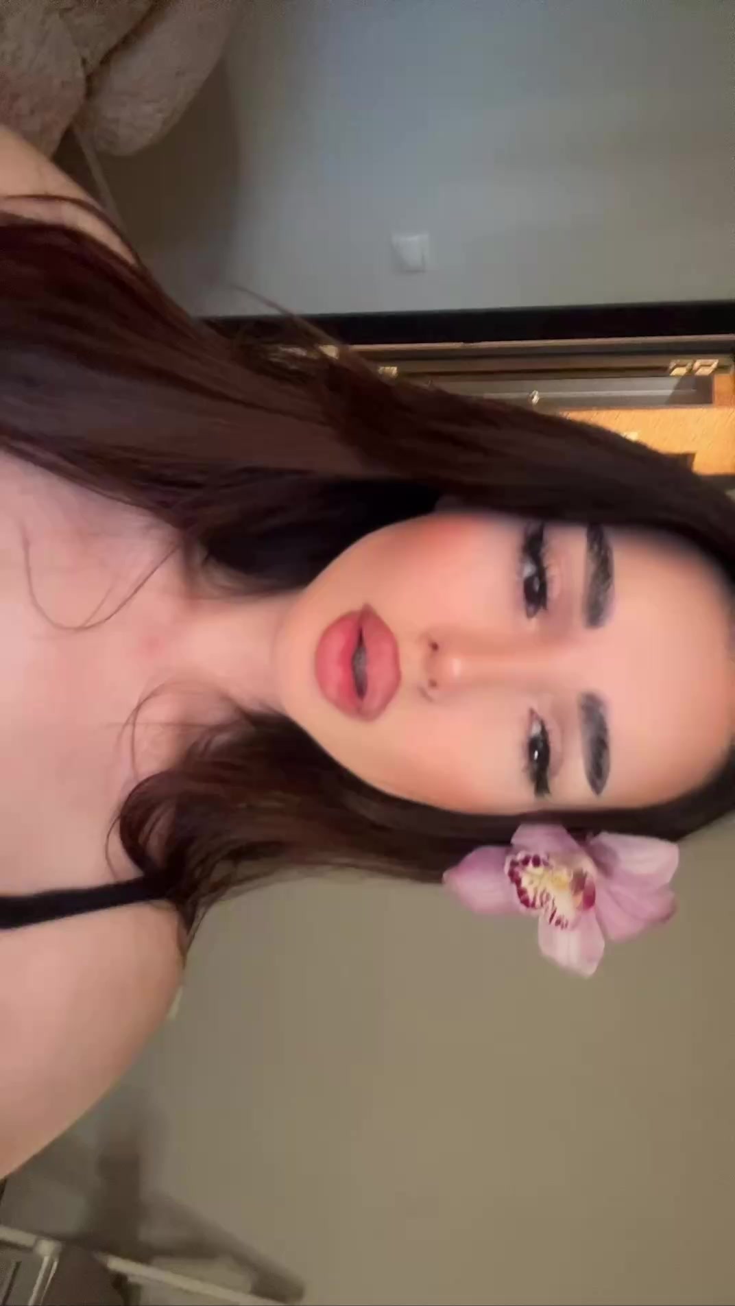 @yoshka