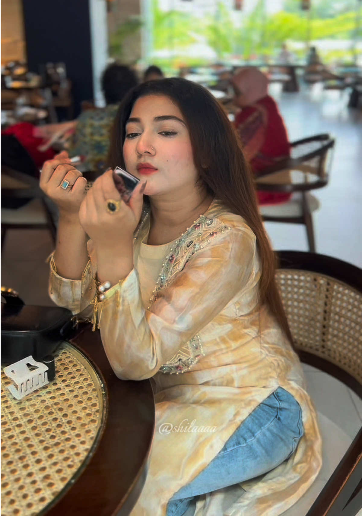 @SHILAᥫ᭡