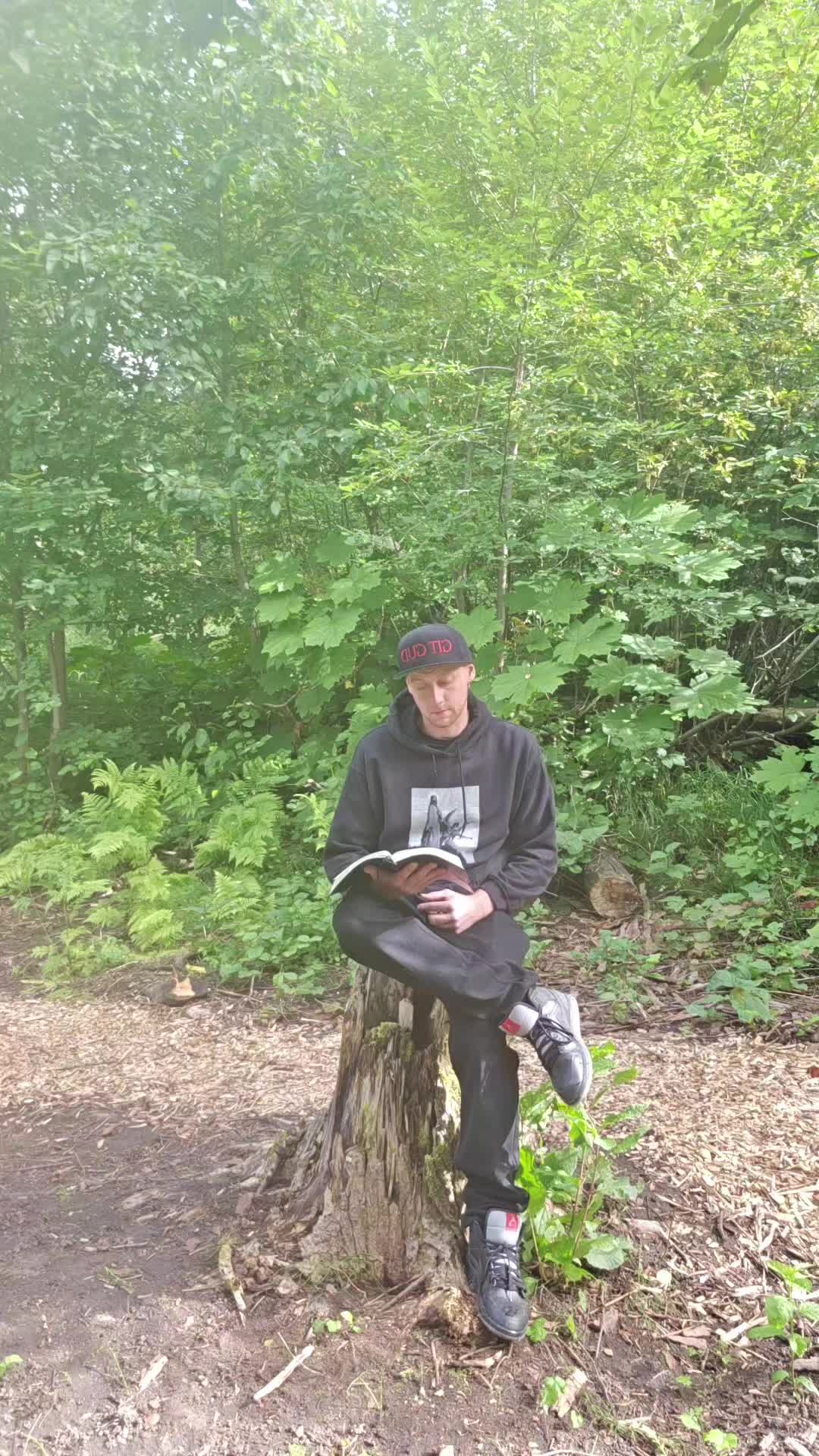 @🕊Michael✝️